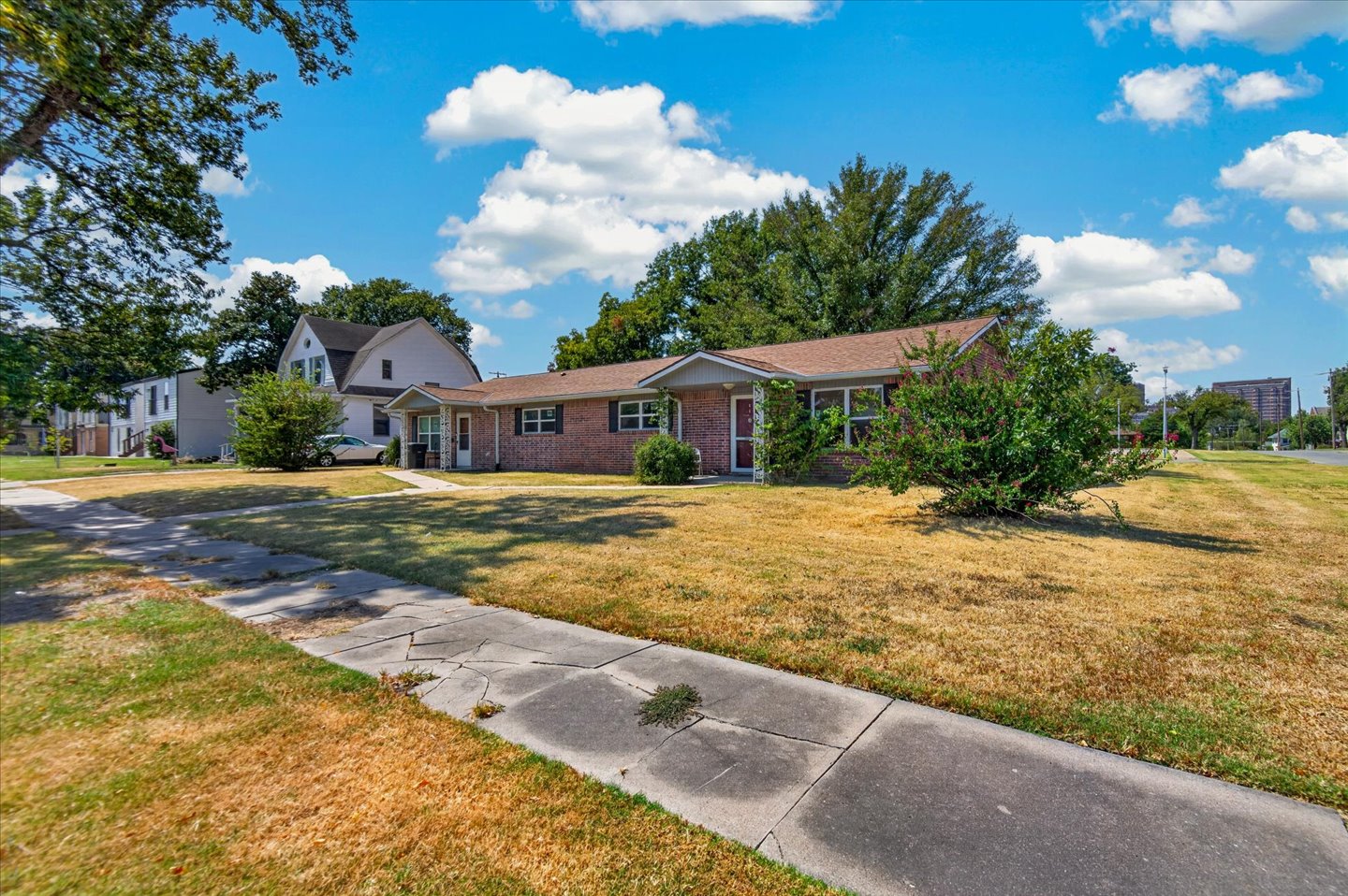 301 S Chickasaw Avenue Bartlesville OK 74003