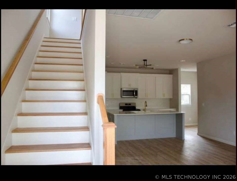 2304 E 4th Place Tulsa OK 74104