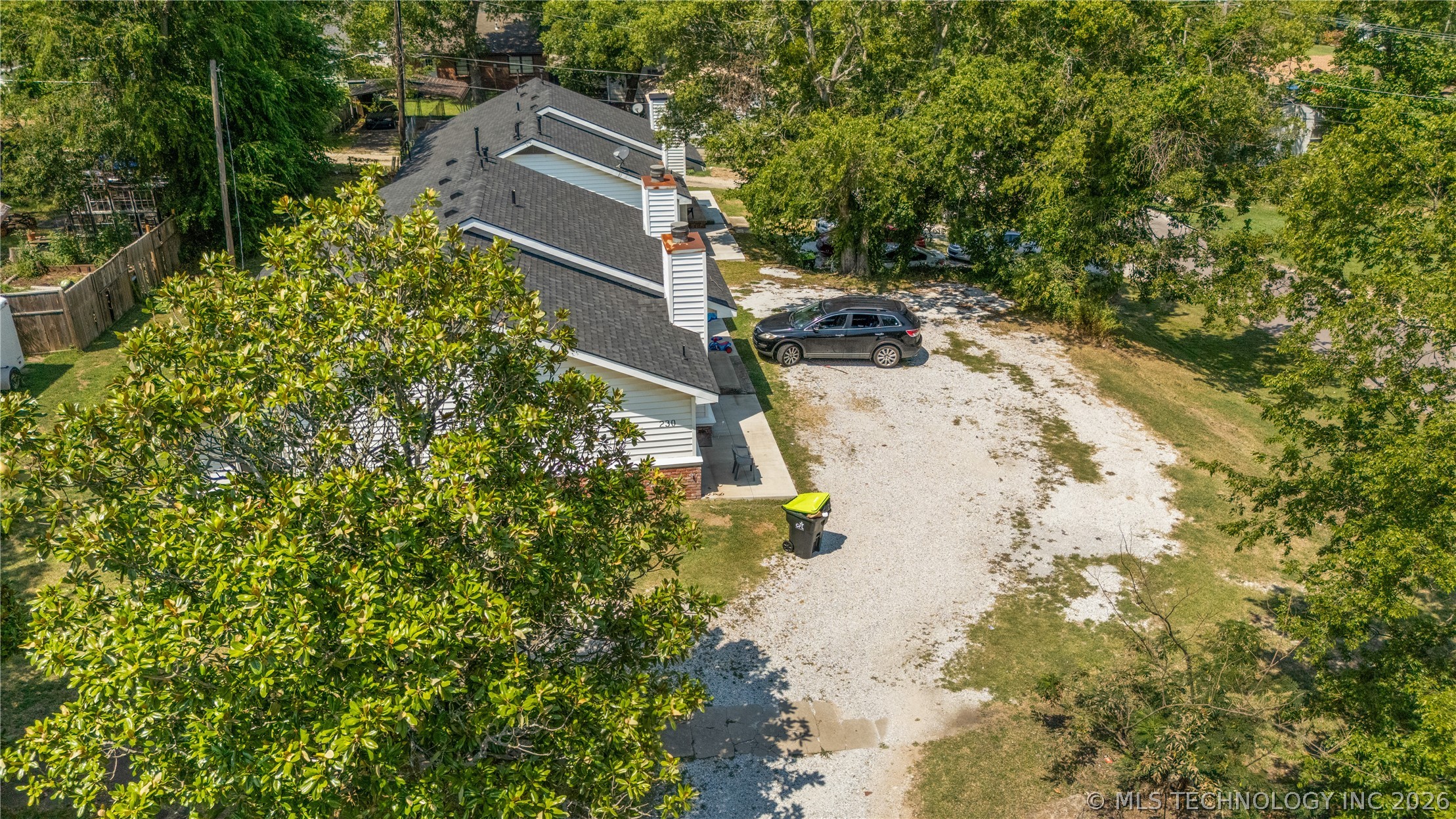 230 E 17th Ada OK 74820