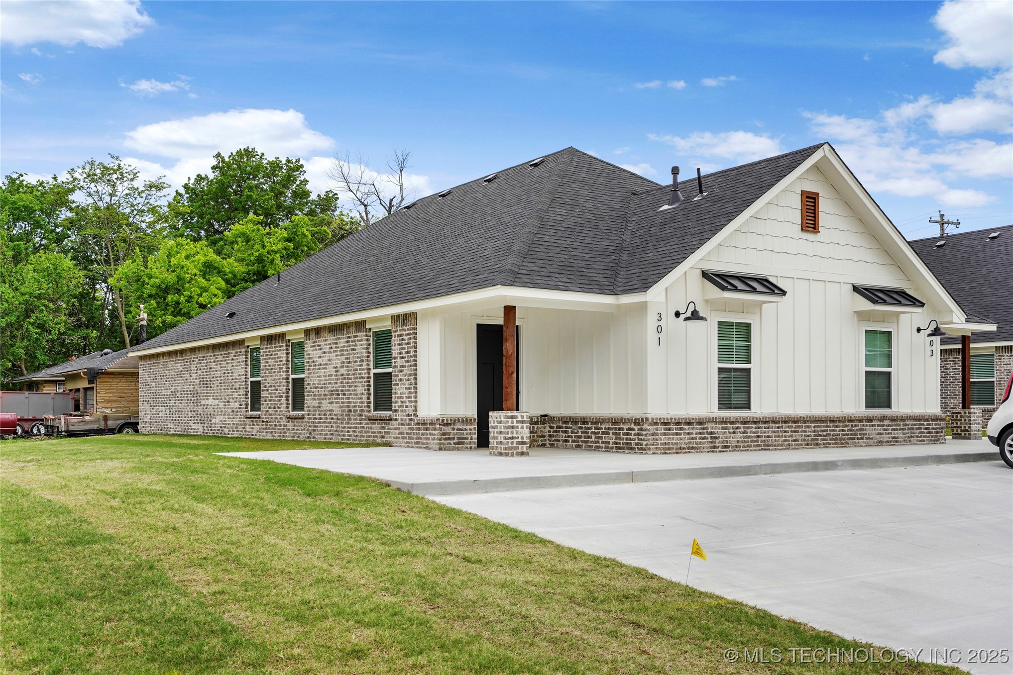 821 E 11th Street Claremore OK 74017