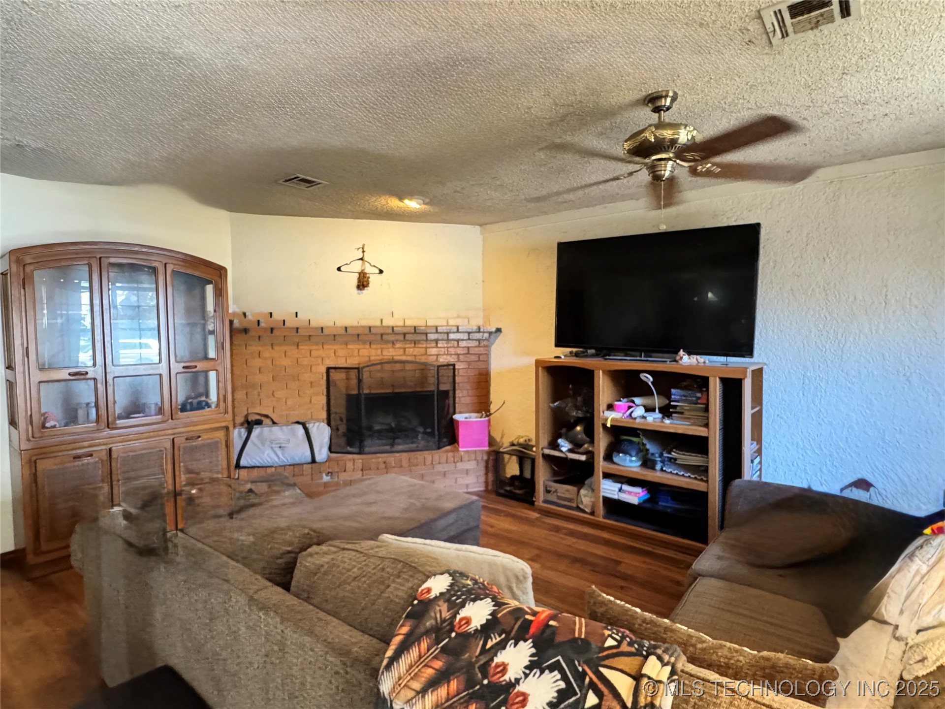 4517 S Gum Avenue Broken Arrow OK 74011