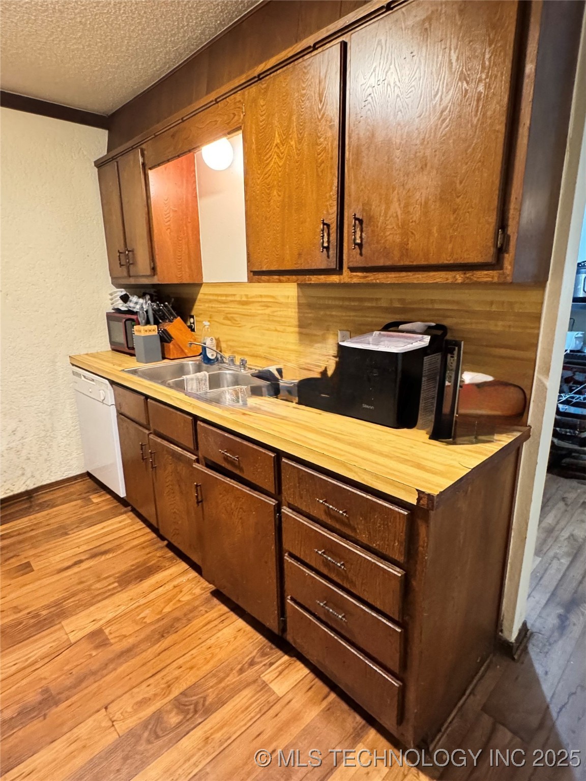 4517 S Gum Avenue Broken Arrow OK 74011