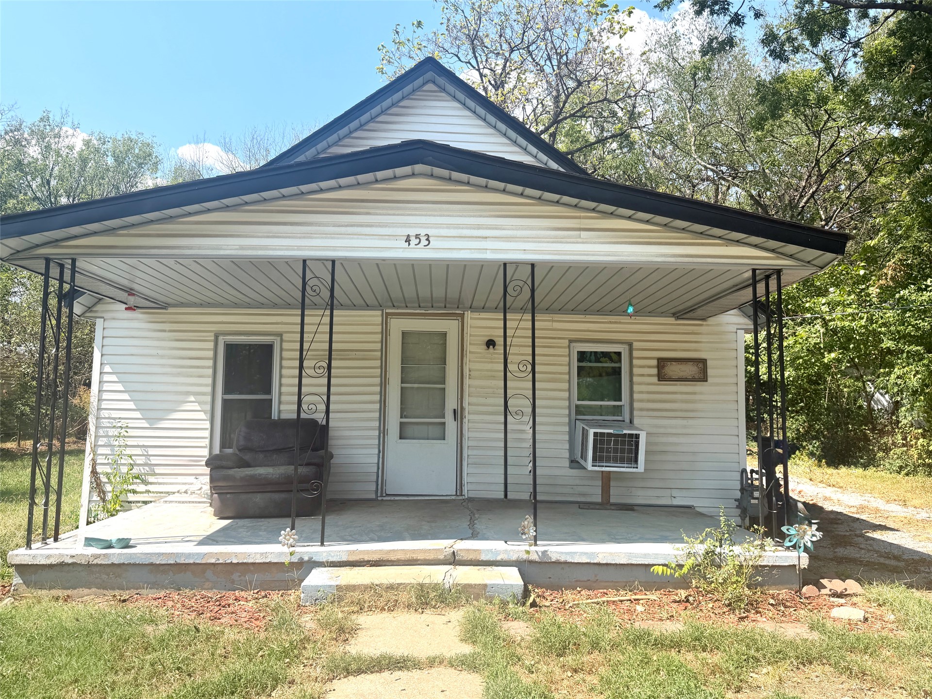453 N Second Street Vinita OK 74301