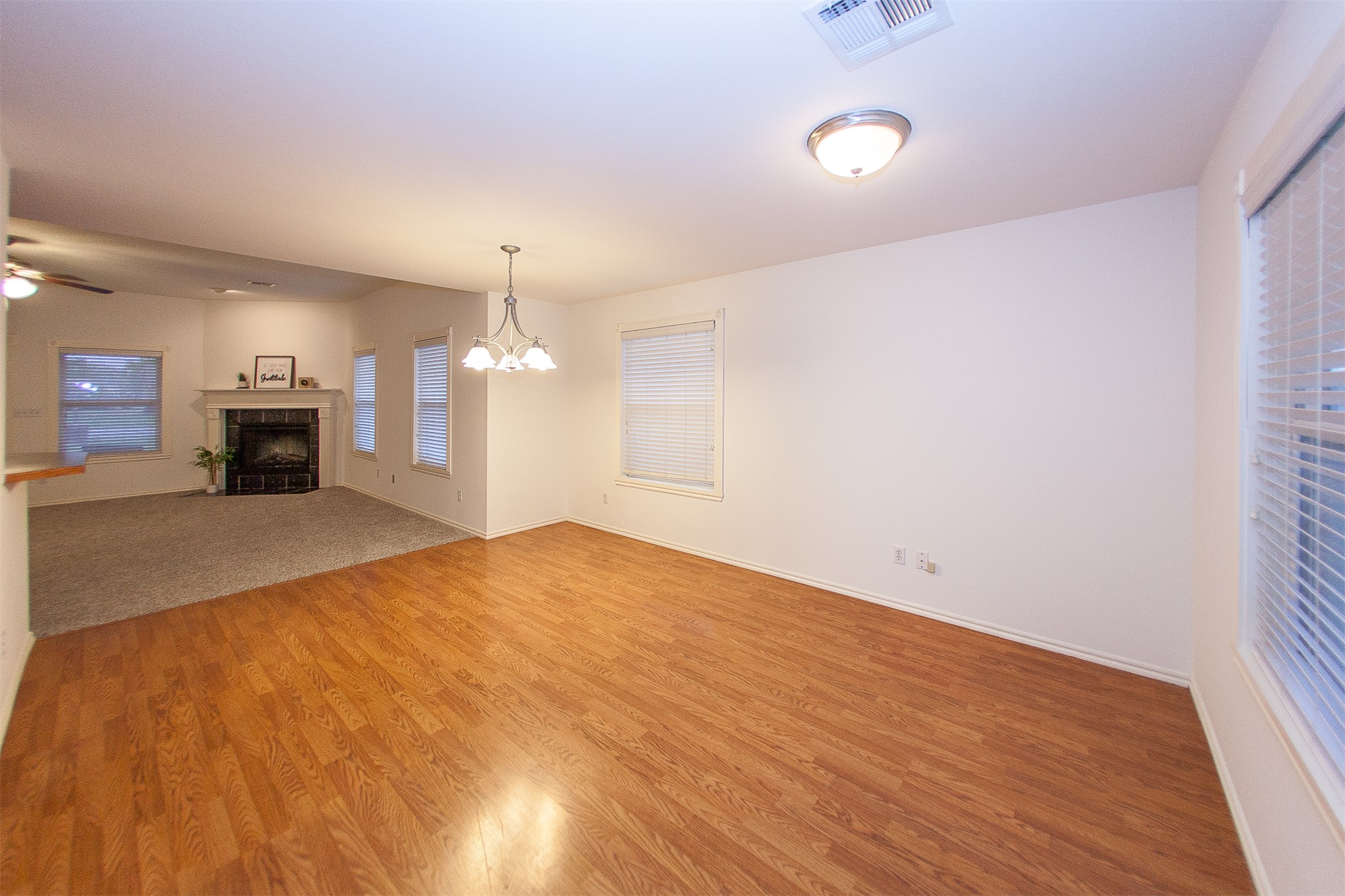11922 Valley Avenue Collinsville OK 74021