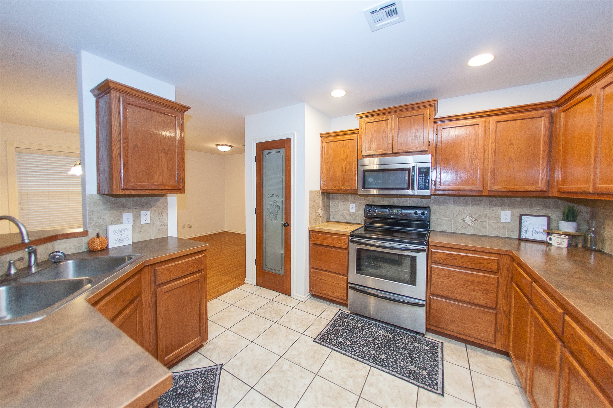 11922 Valley Avenue Collinsville OK 74021