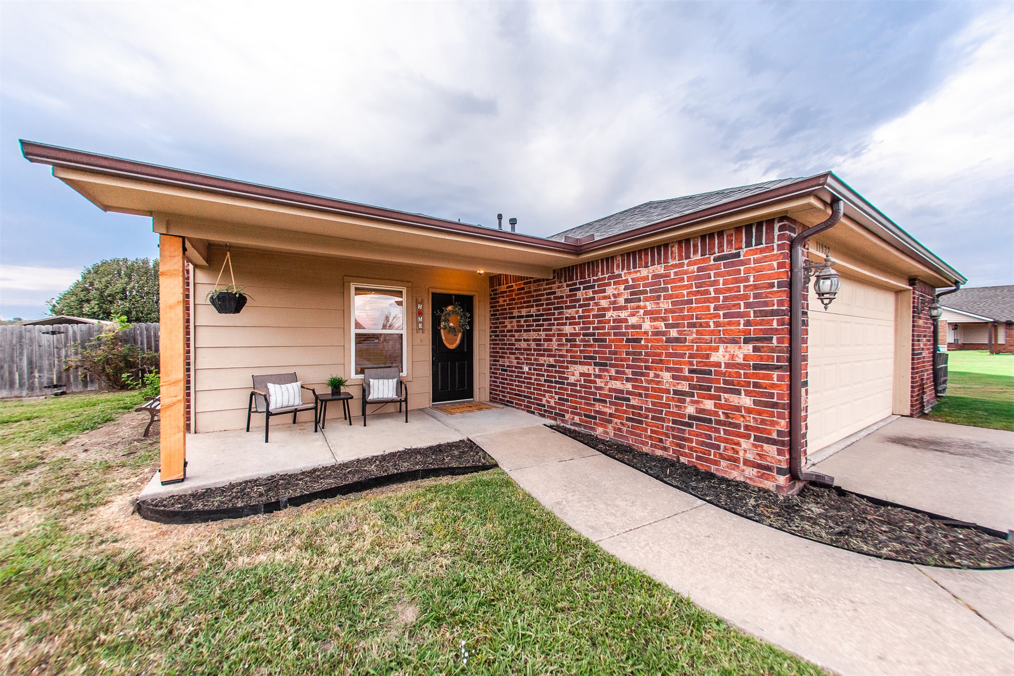 11922 Valley Avenue Collinsville OK 74021