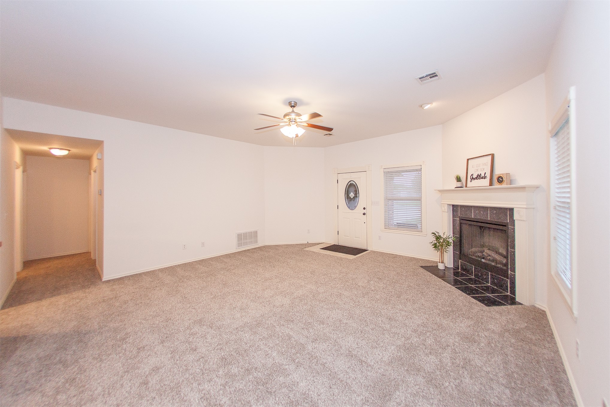 11922 Valley Avenue Collinsville OK 74021