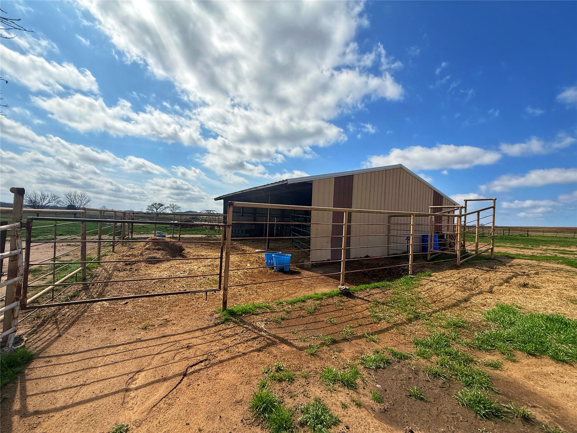 6655 133rd Holdenville OK 74848