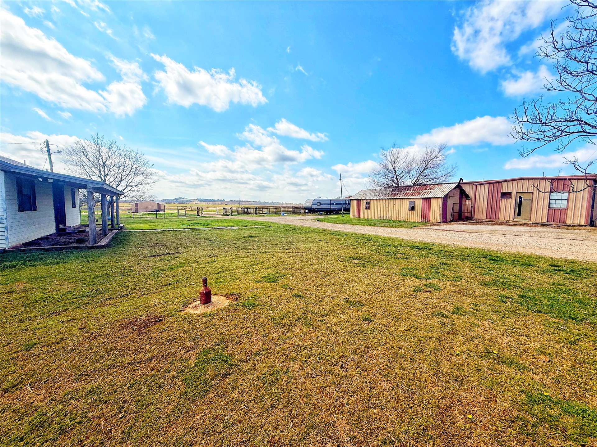 6655 133rd Holdenville OK 74848