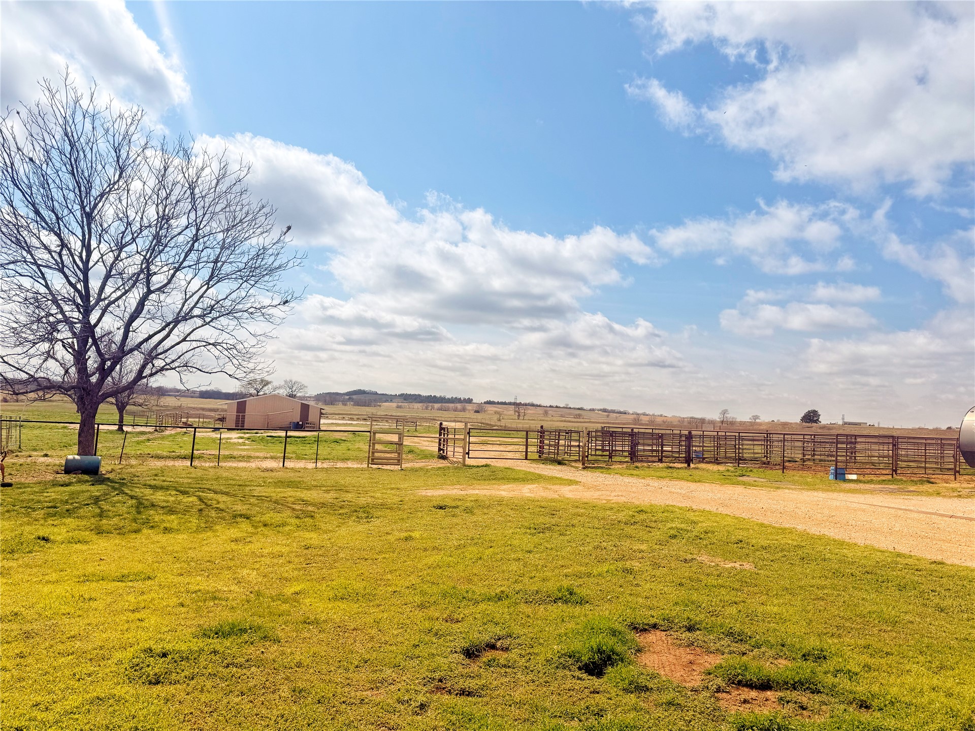6655 133rd Holdenville OK 74848