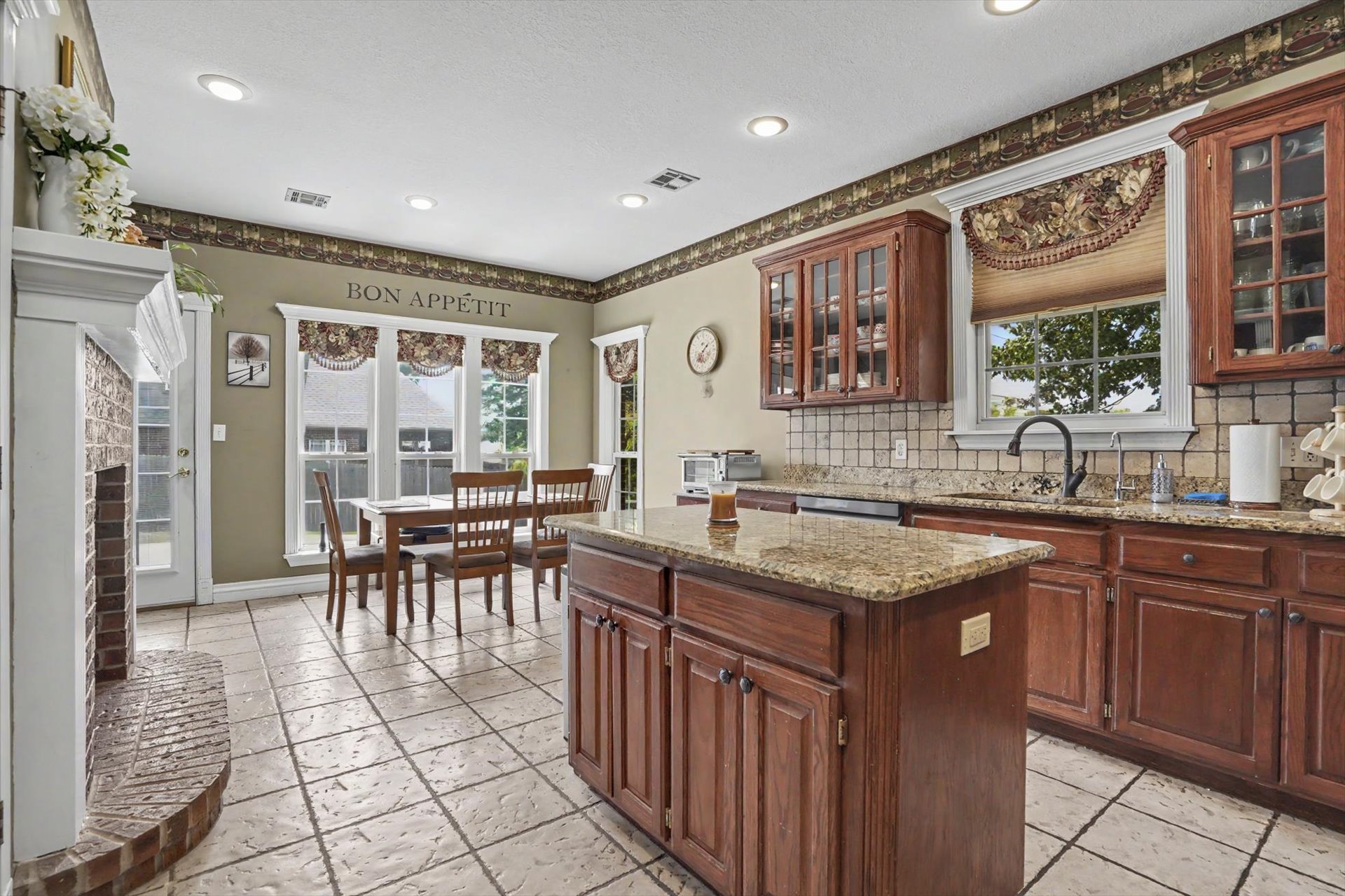 1109 W Granger Street Broken Arrow OK 74012