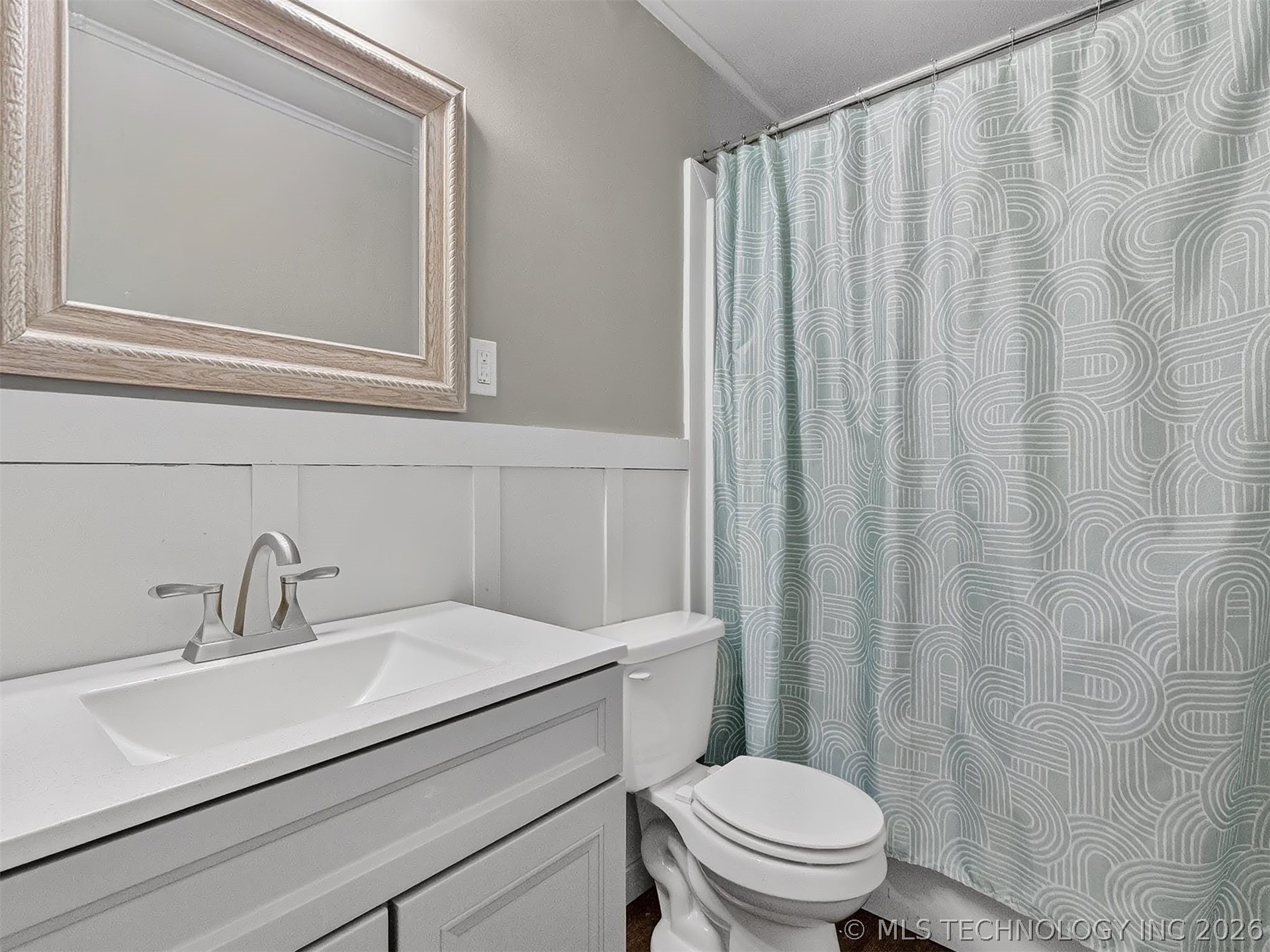 202 E Hickory Street Coweta OK 74429