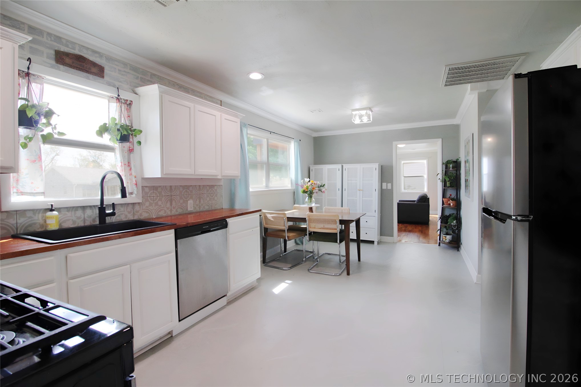 710 S 5th Street Morris OK 74445