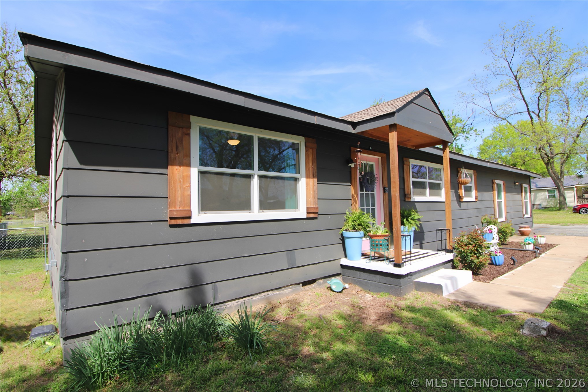710 S 5th Street Morris OK 74445