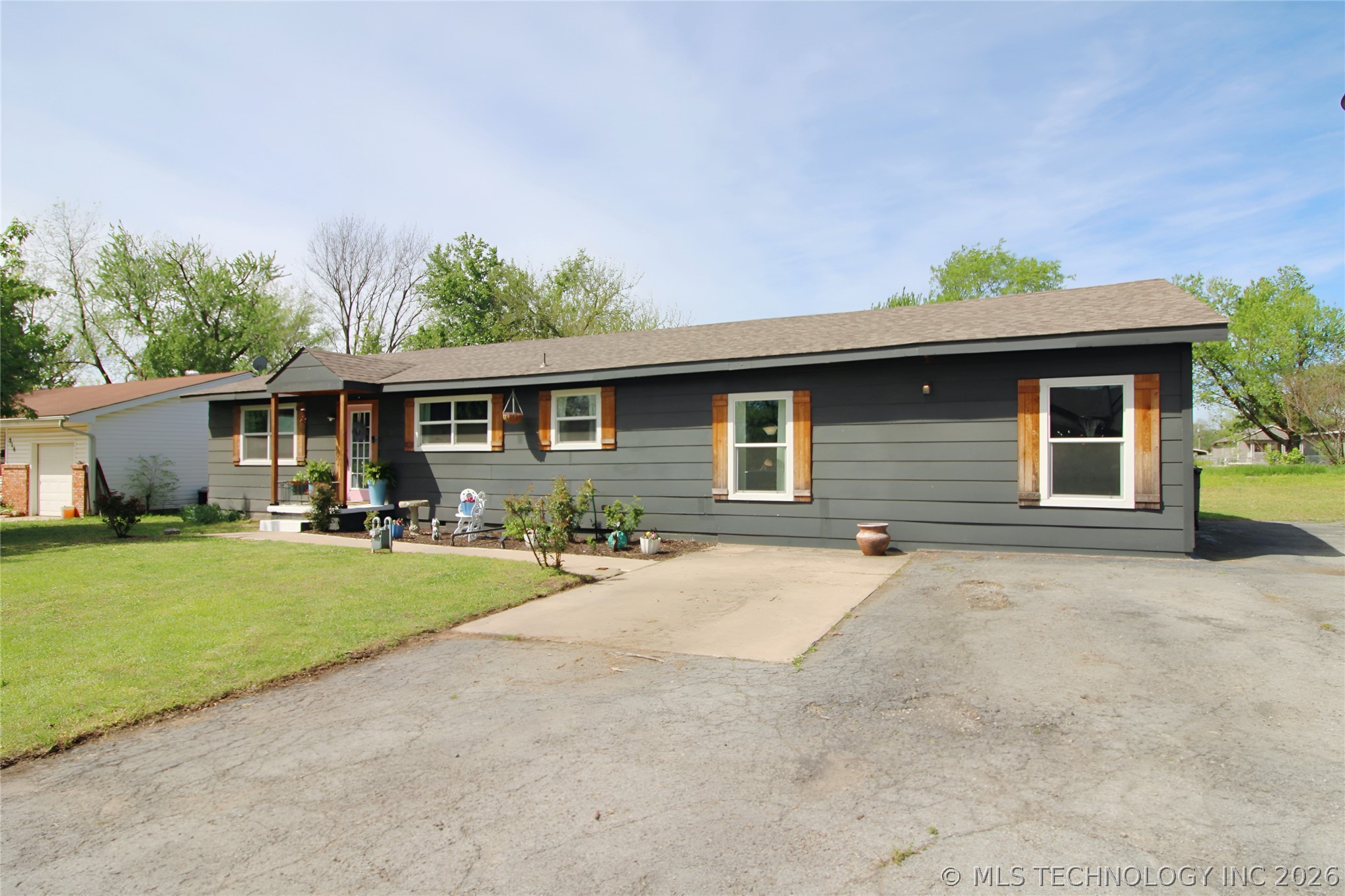 710 S 5th Street Morris OK 74445