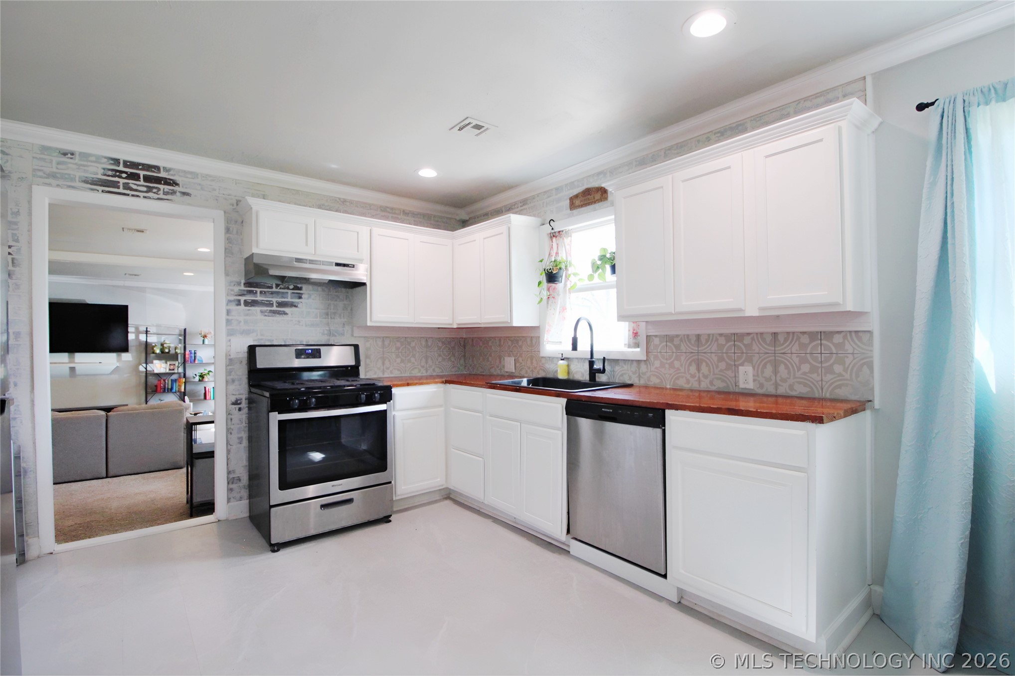 710 S 5th Street Morris OK 74445