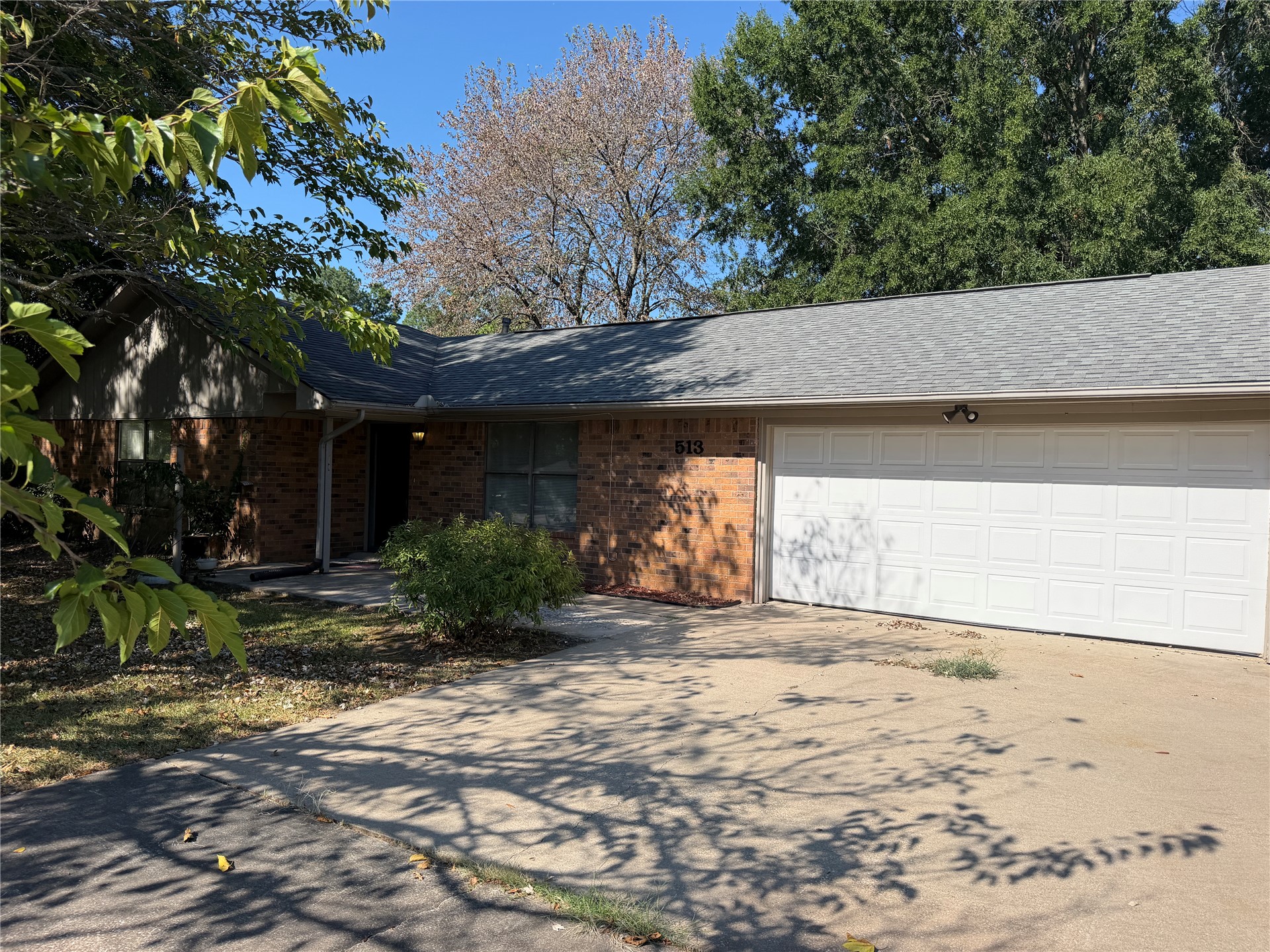 513 Meadowlark Lane Durant OK 74701