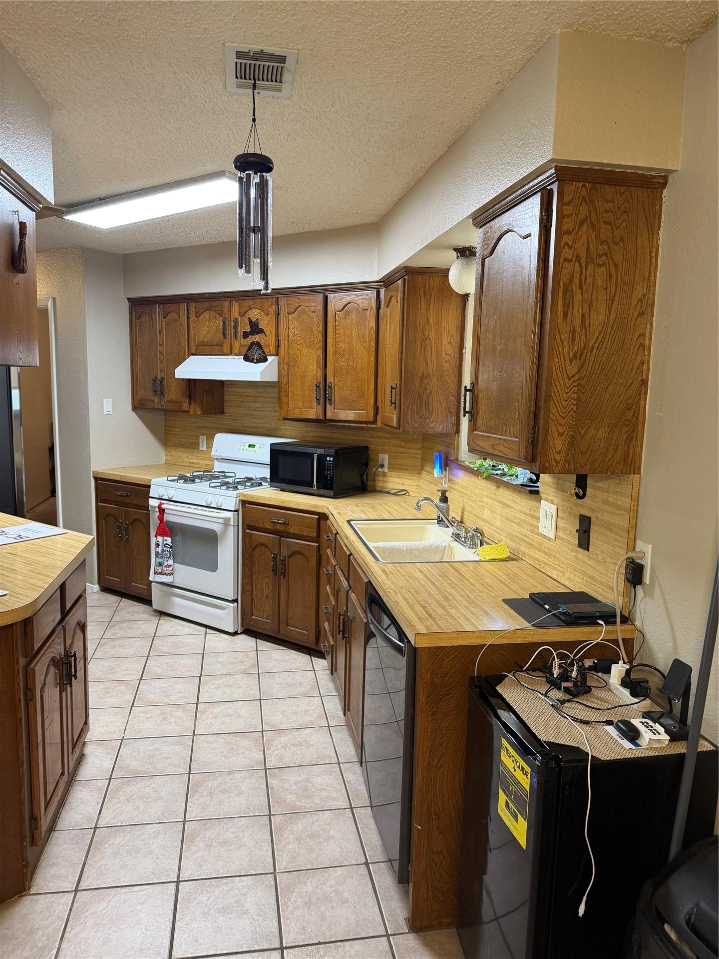 513 Meadowlark Lane Durant OK 74701