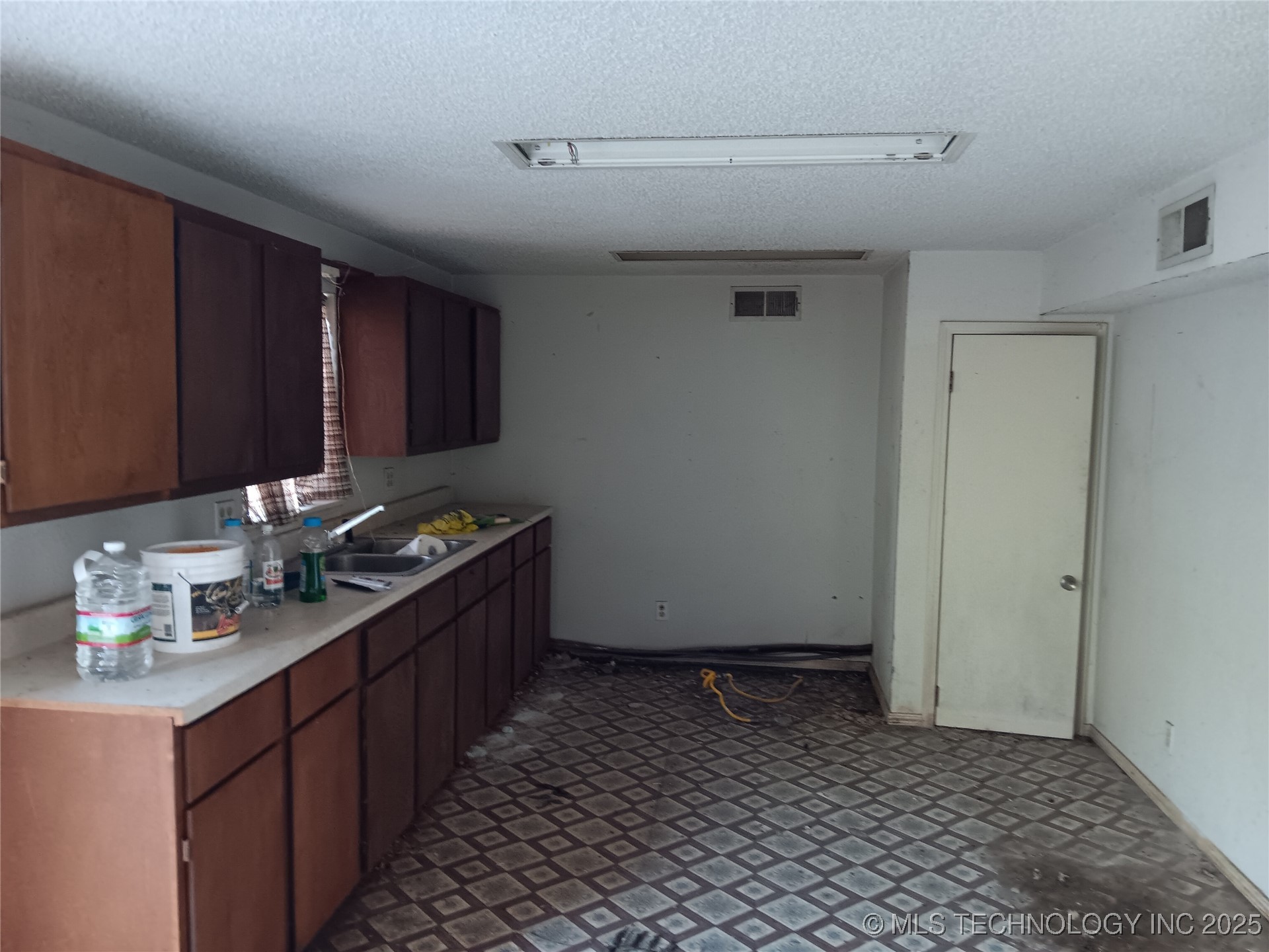 11377 E 590 Road Locust Grove OK 74352