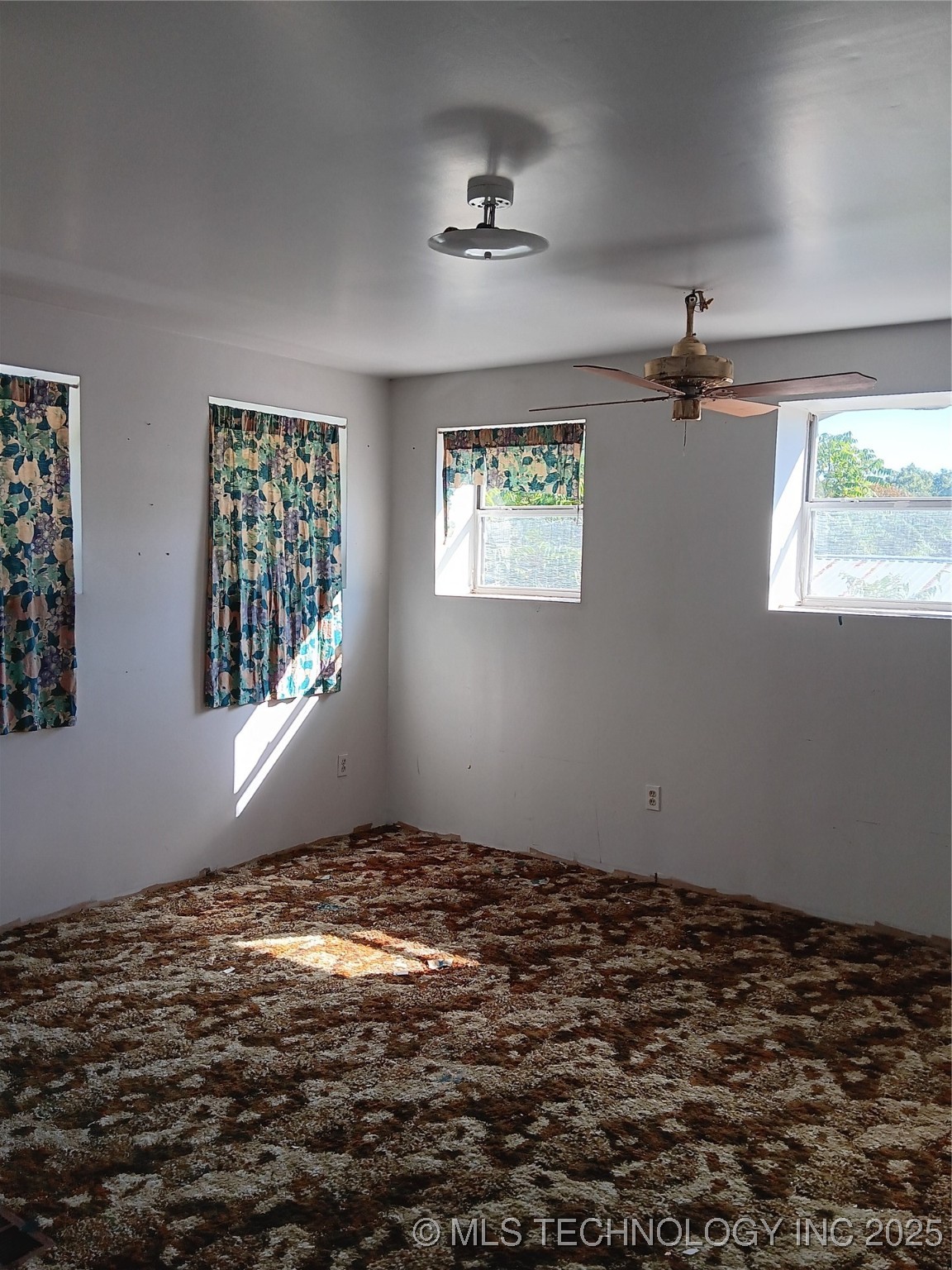 11377 E 590 Road Locust Grove OK 74352