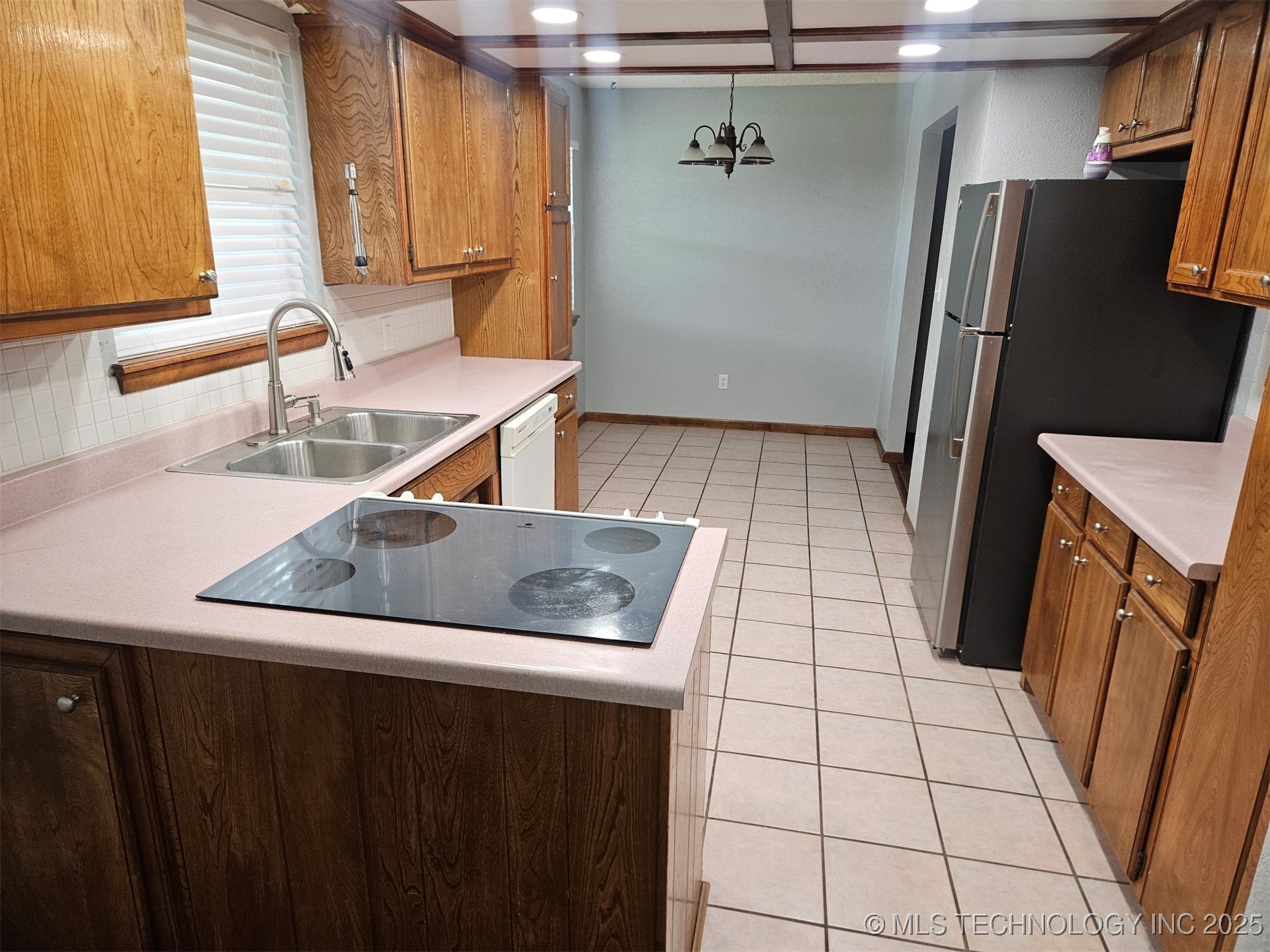 1924 9th NW Ardmore OK 73401