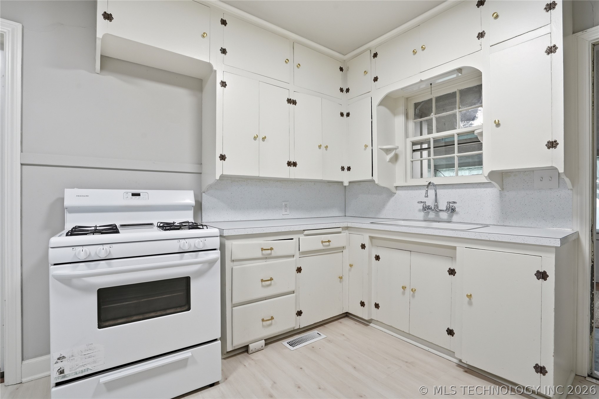 1008 N Cleveland Avenue Sand Springs OK 74063