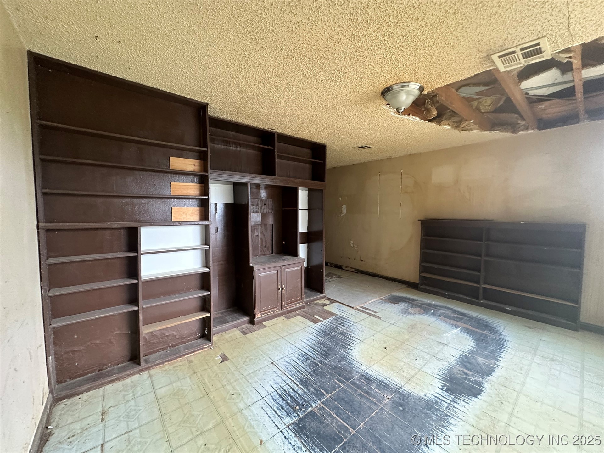 28 S Toledo Avenue Tulsa OK 74112