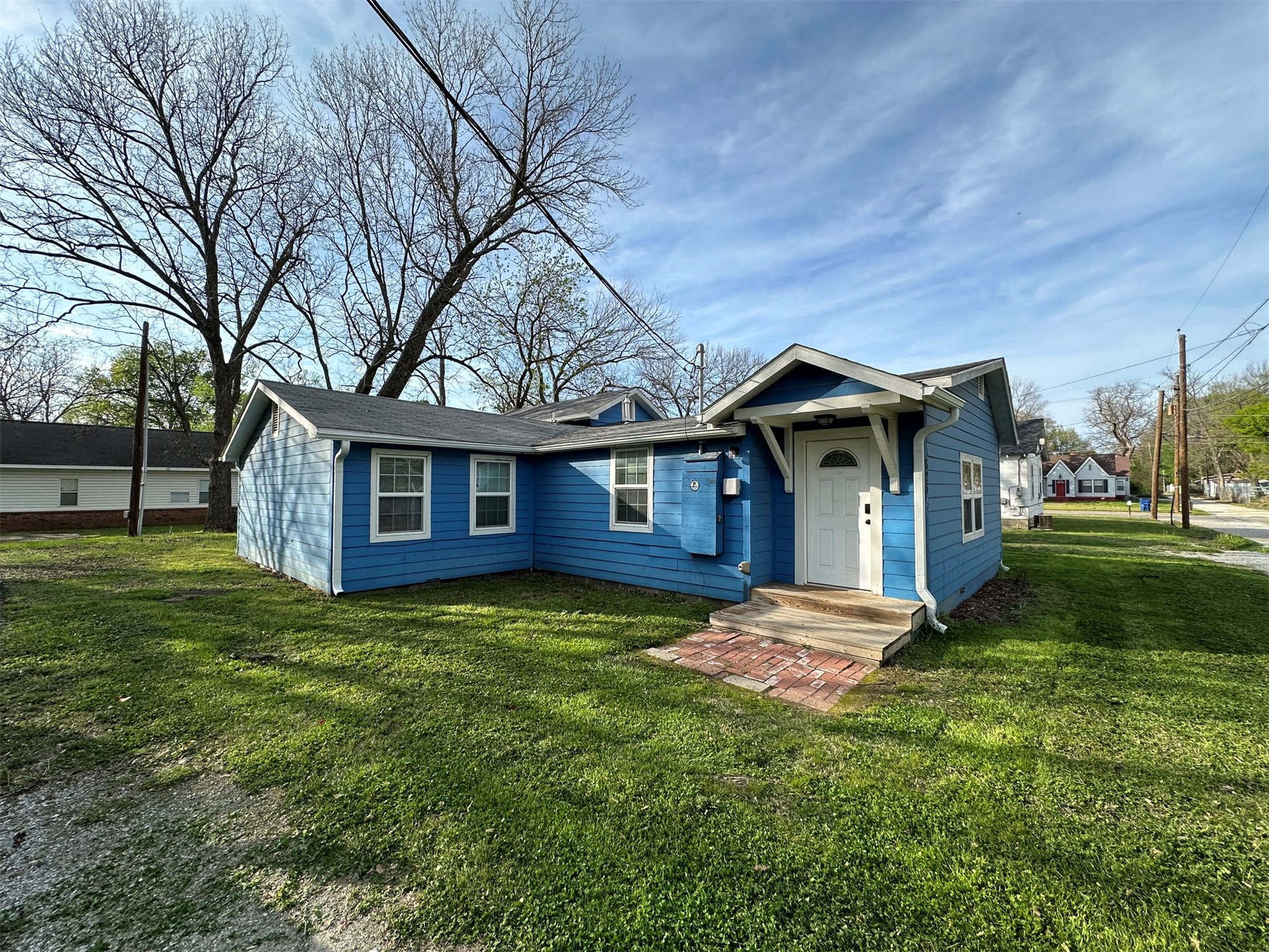 625 W Tahlequah Avenue Vinita OK 74301