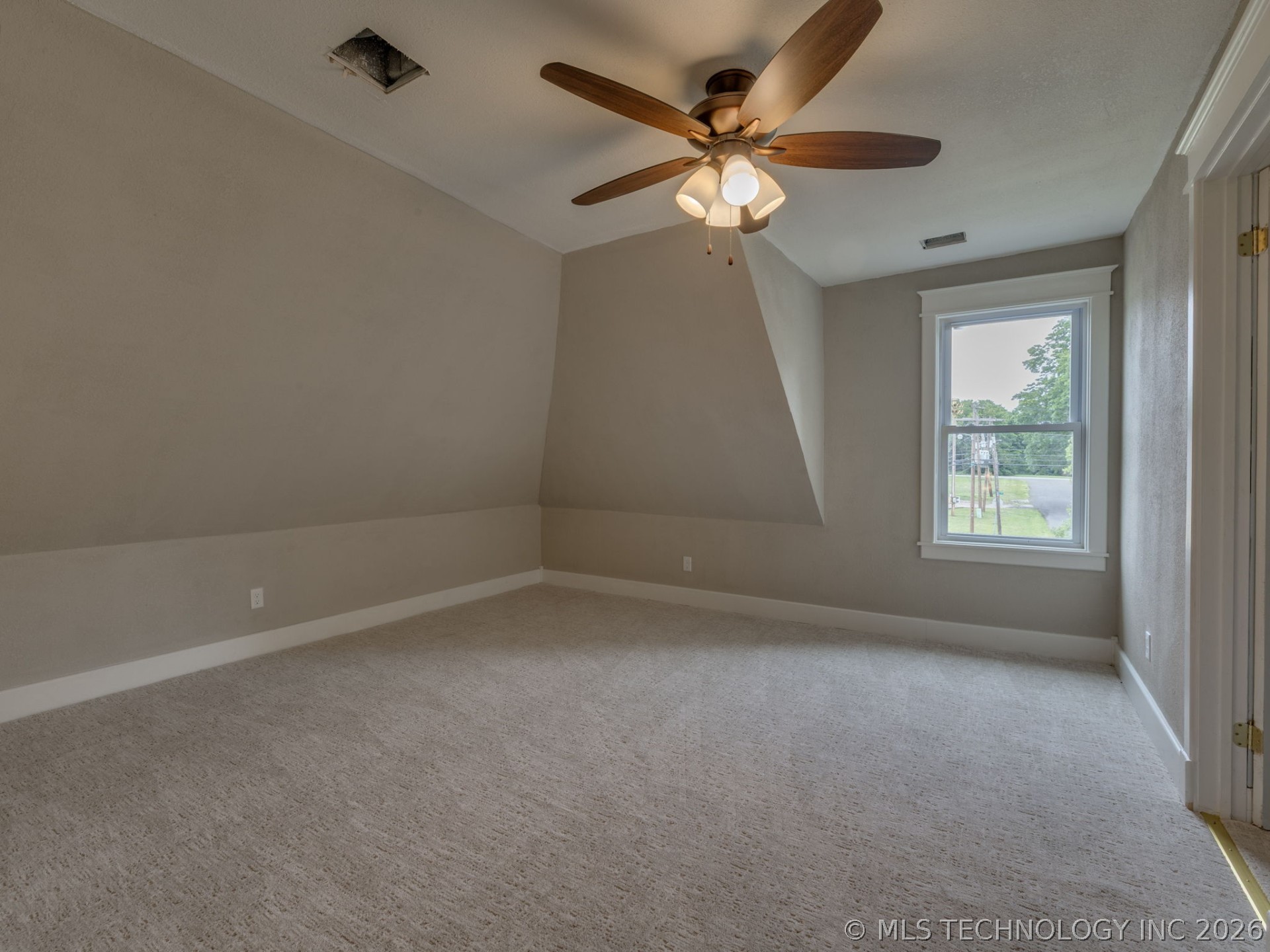 908 SE 3rd Street Wagoner OK 74477