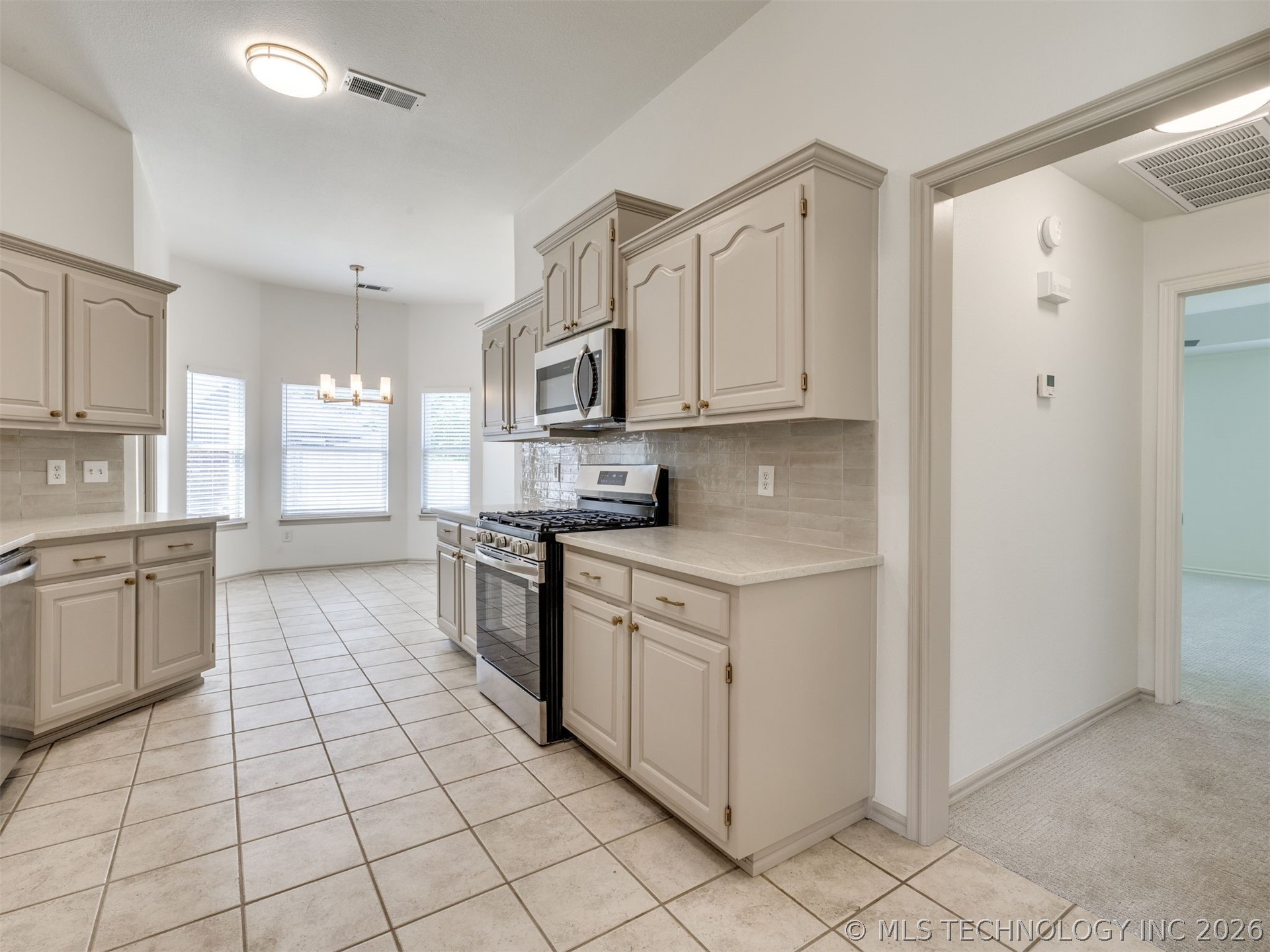 8512 N 100th Eastavenue Owasso OK 74055