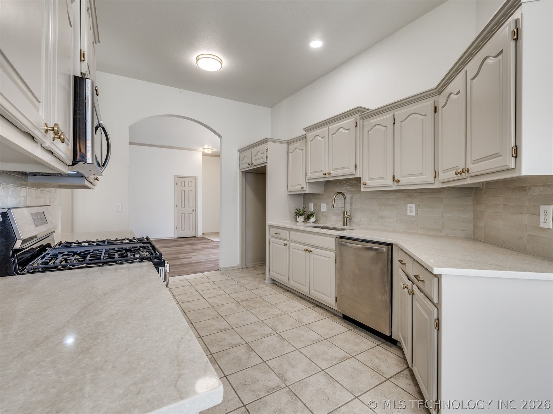 8512 N 100th Eastavenue Owasso OK 74055