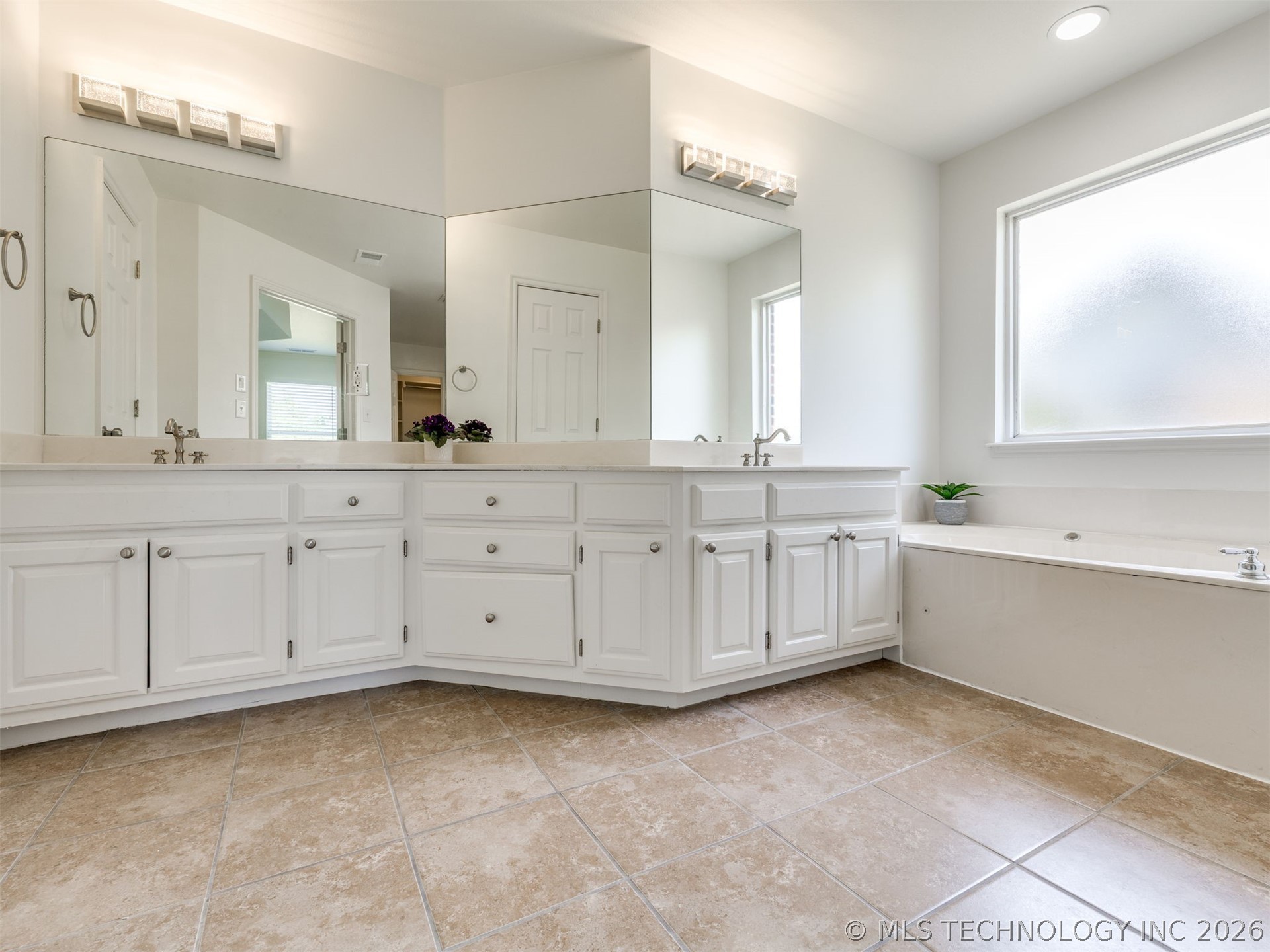 8512 N 100th Eastavenue Owasso OK 74055