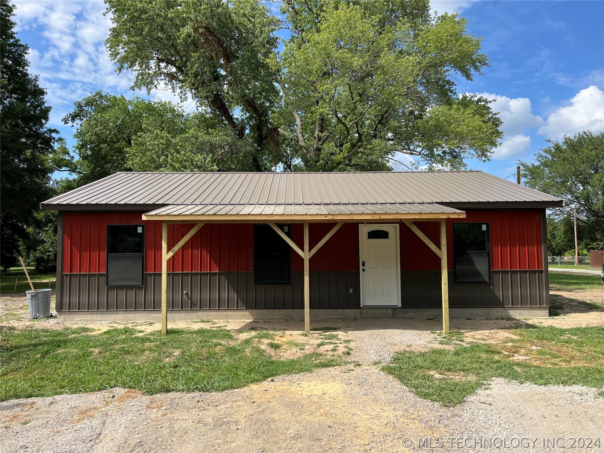 304 Ne 2nd Street Adair OK 74330