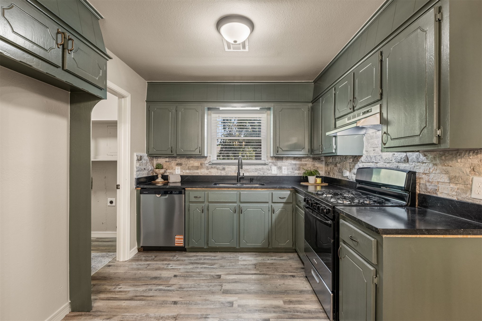 13663 S 286th East Avenue Coweta OK 74429