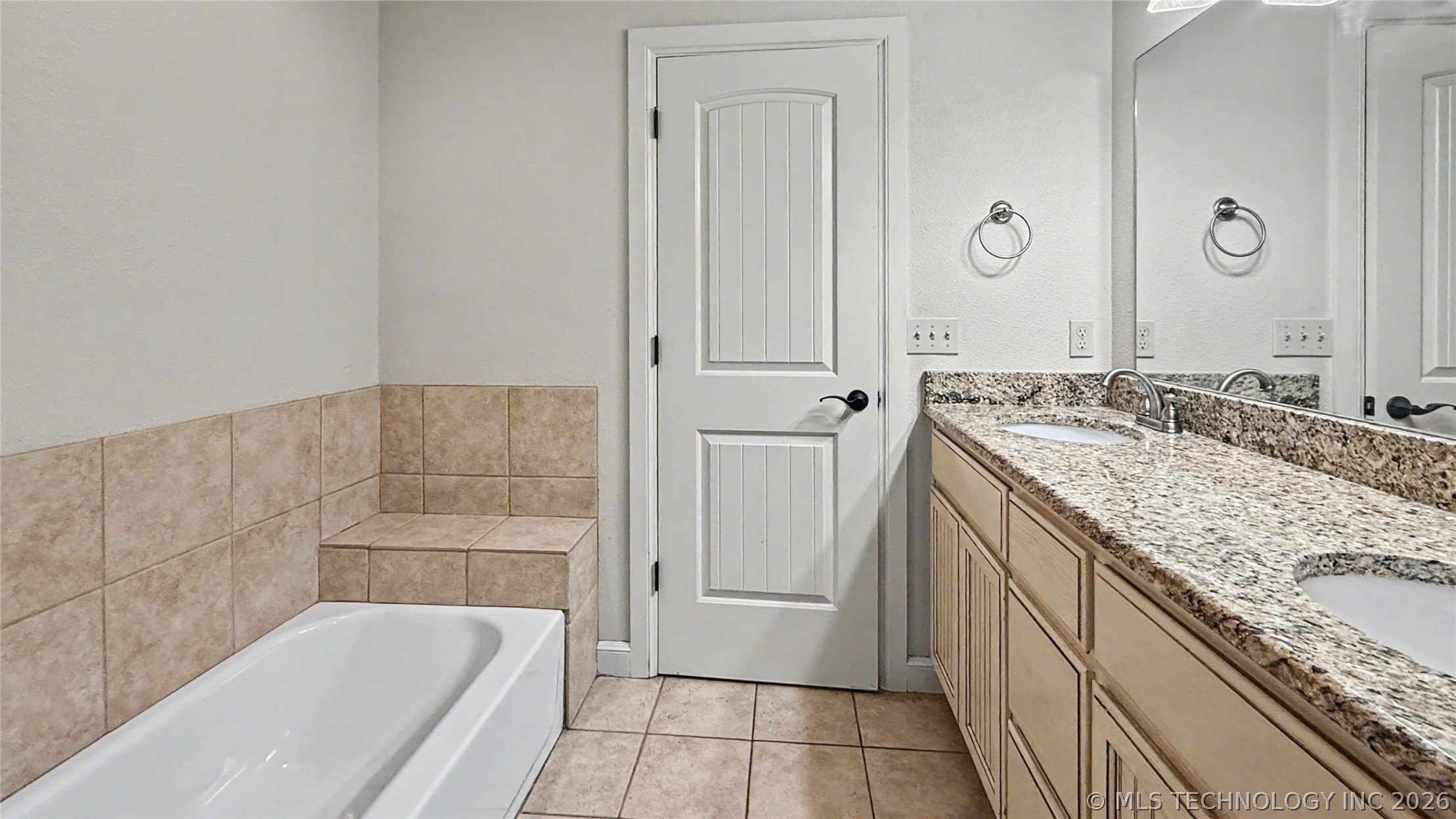 1025 Jackson Avenue Tahlequah OK 74464