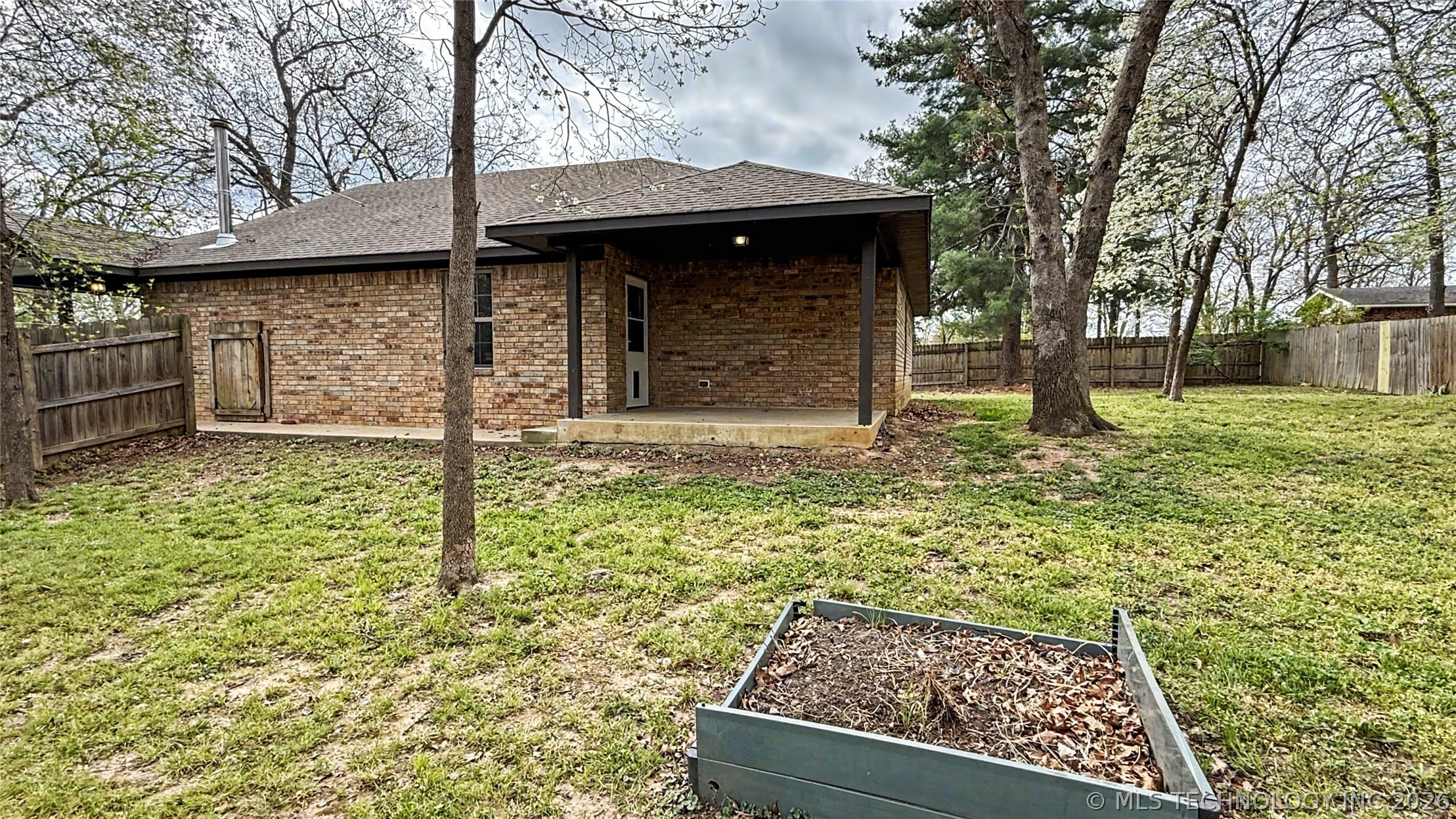 1025 Jackson Avenue Tahlequah OK 74464