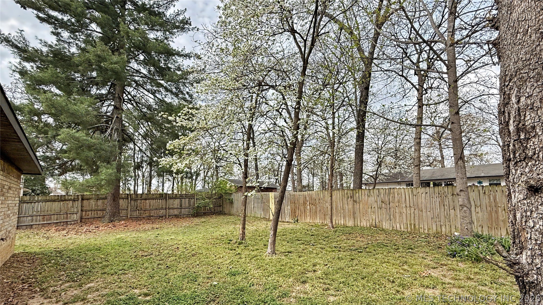 1025 Jackson Avenue Tahlequah OK 74464