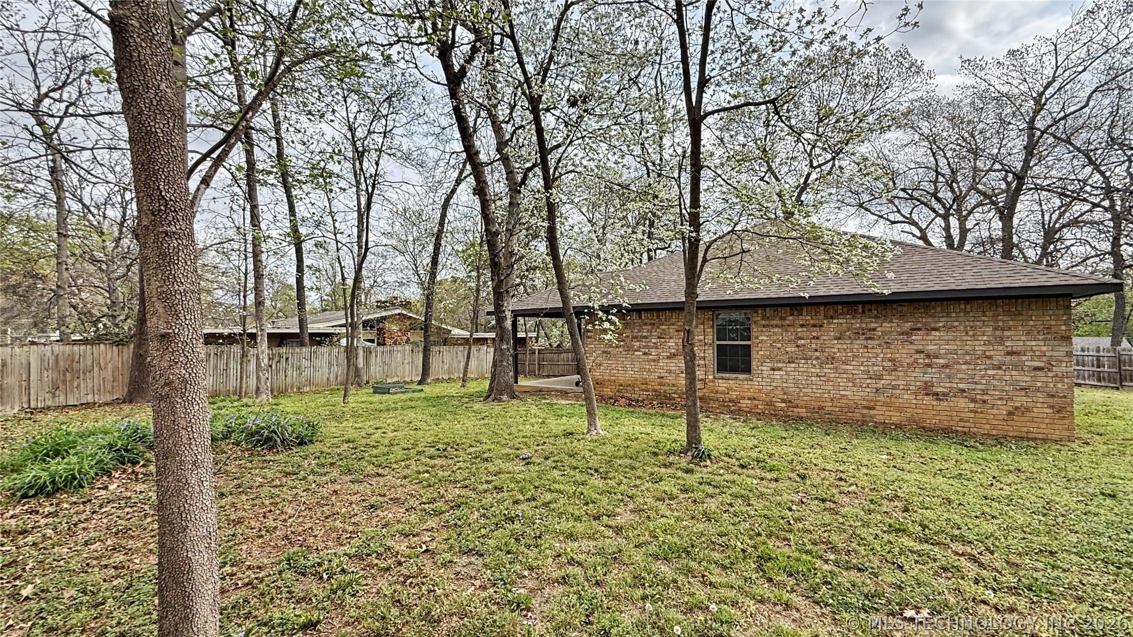 1025 Jackson Avenue Tahlequah OK 74464