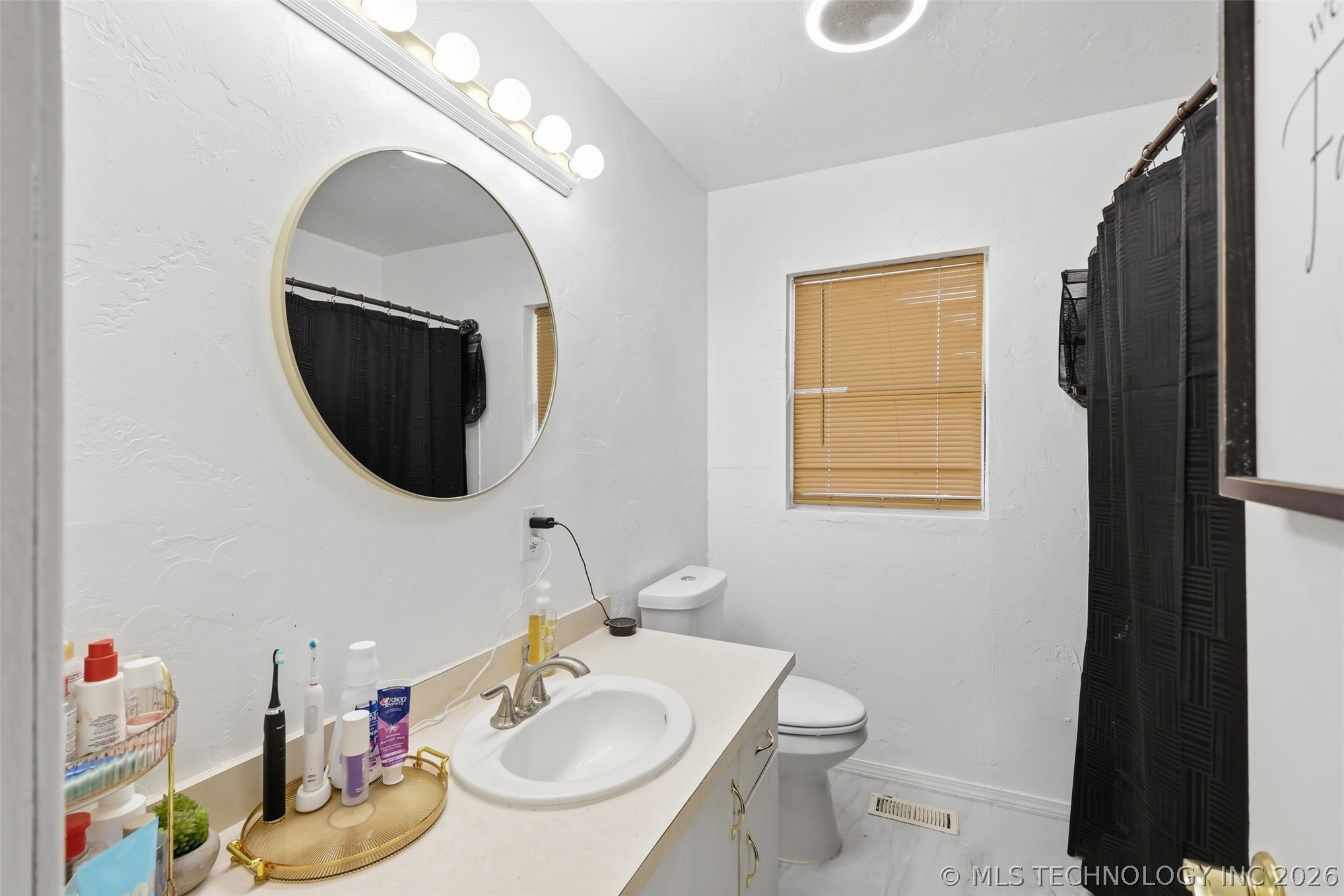 909 W 9th Street Ada OK 74820