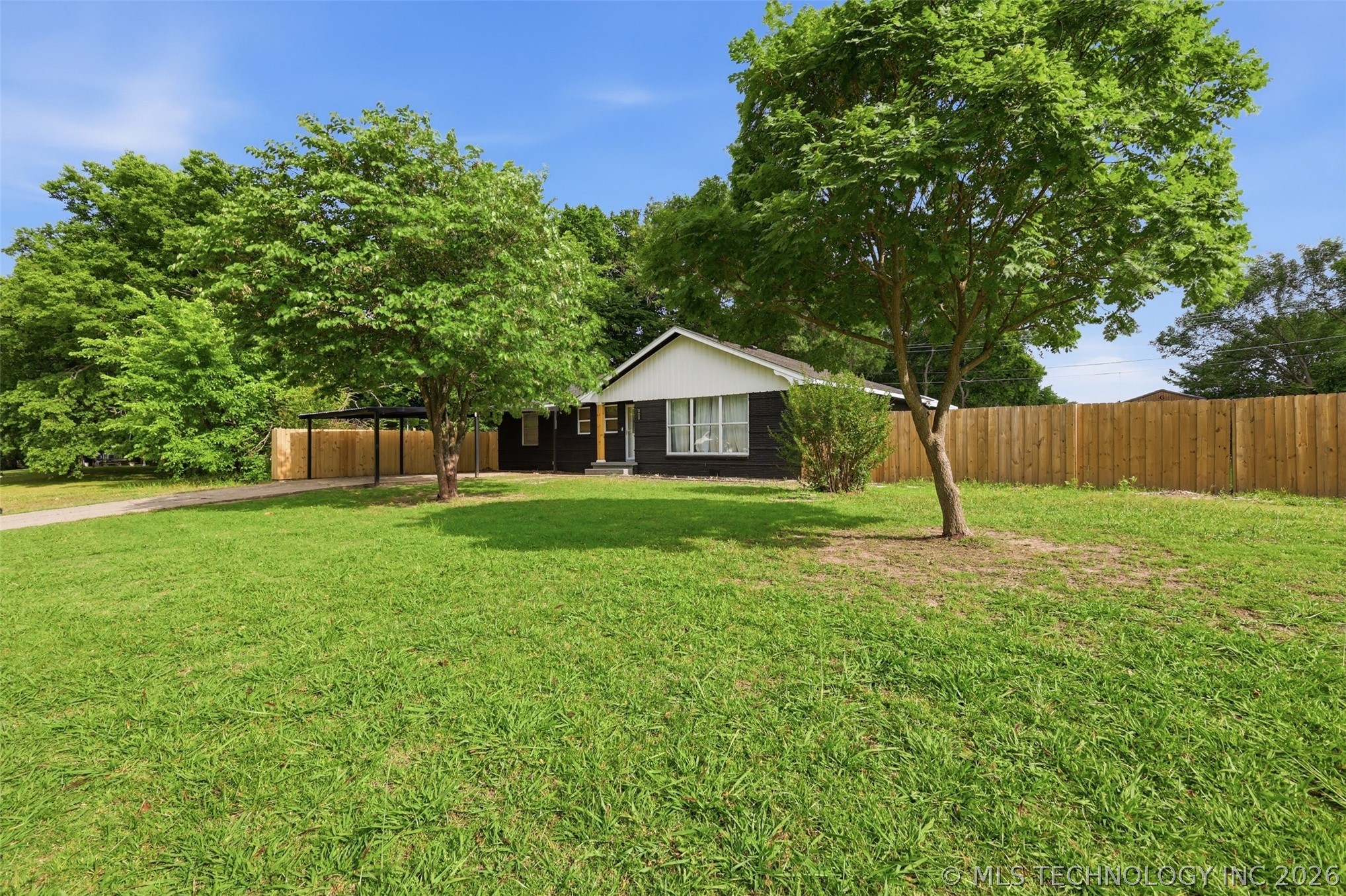 909 W 9th Street Ada OK 74820