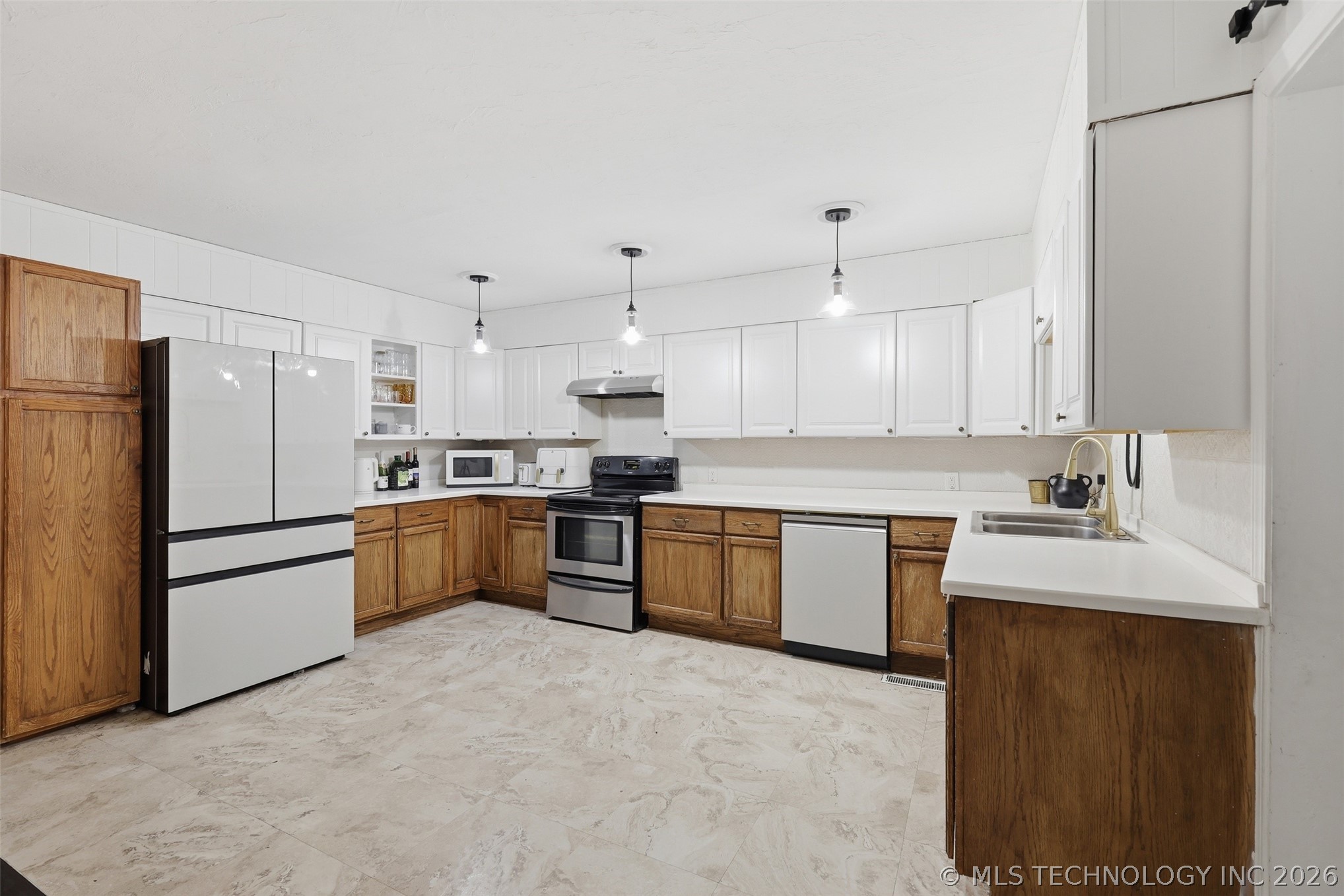 909 W 9th Street Ada OK 74820