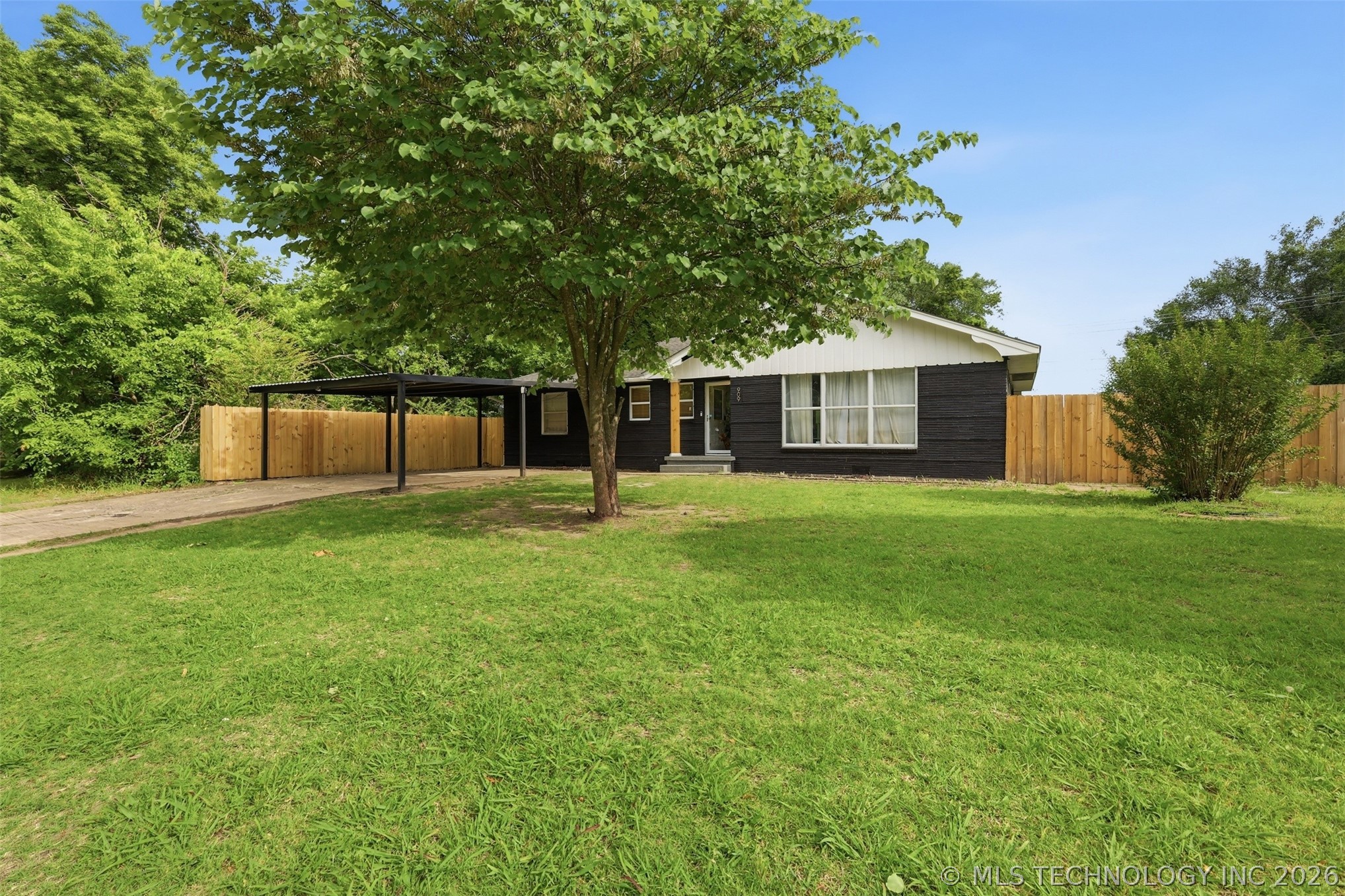 909 W 9th Street Ada OK 74820
