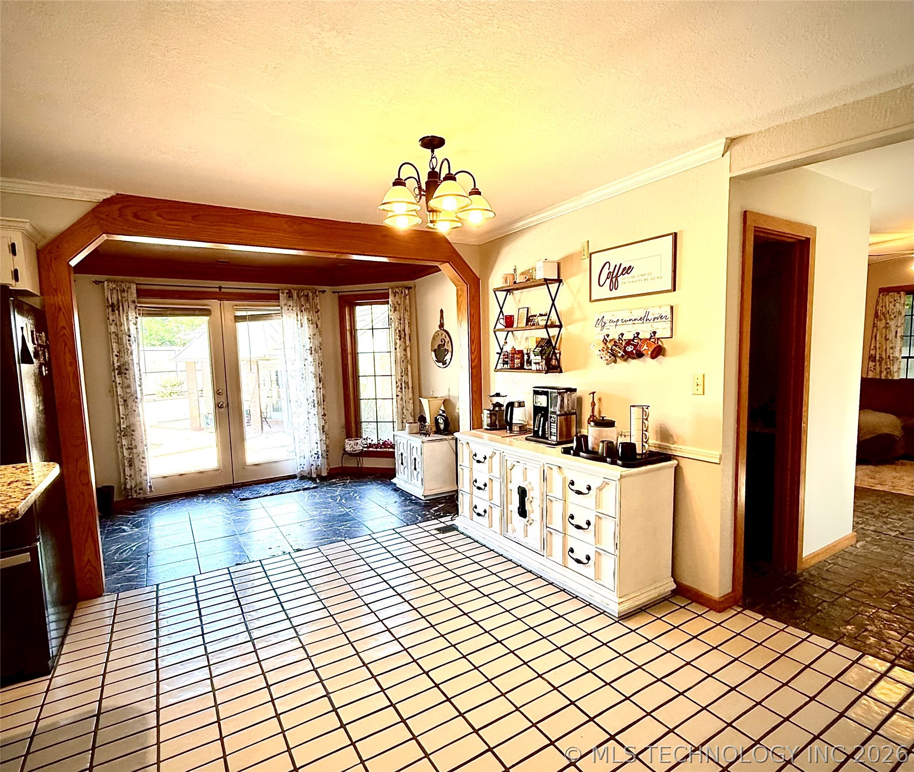 1103 Oakwood Circle Henryetta OK 74437