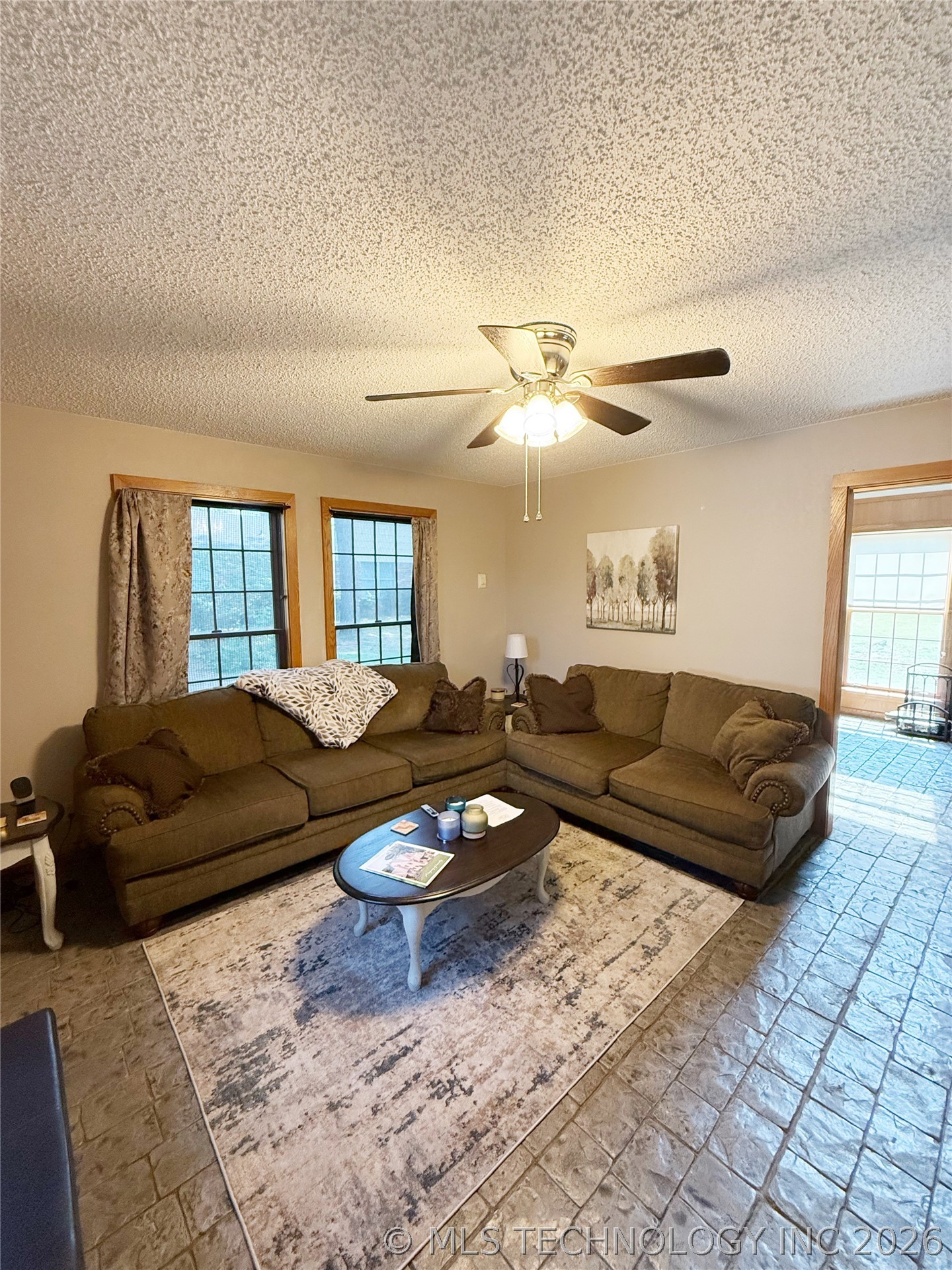 1103 Oakwood Circle Henryetta OK 74437
