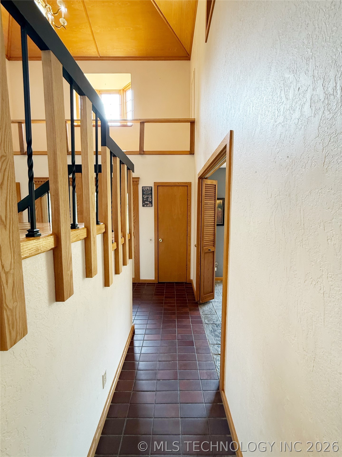 1103 Oakwood Circle Henryetta OK 74437