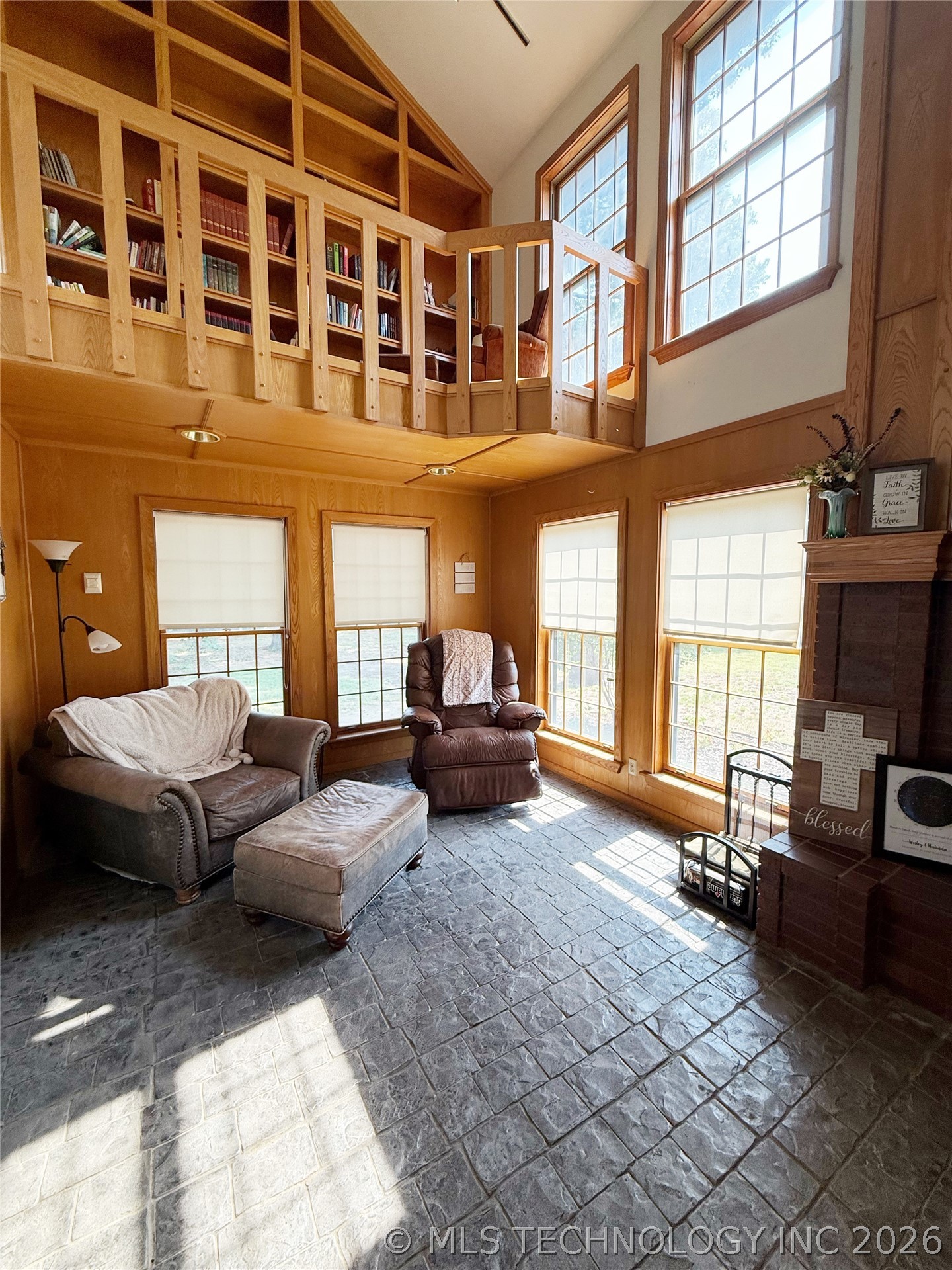 1103 Oakwood Circle Henryetta OK 74437
