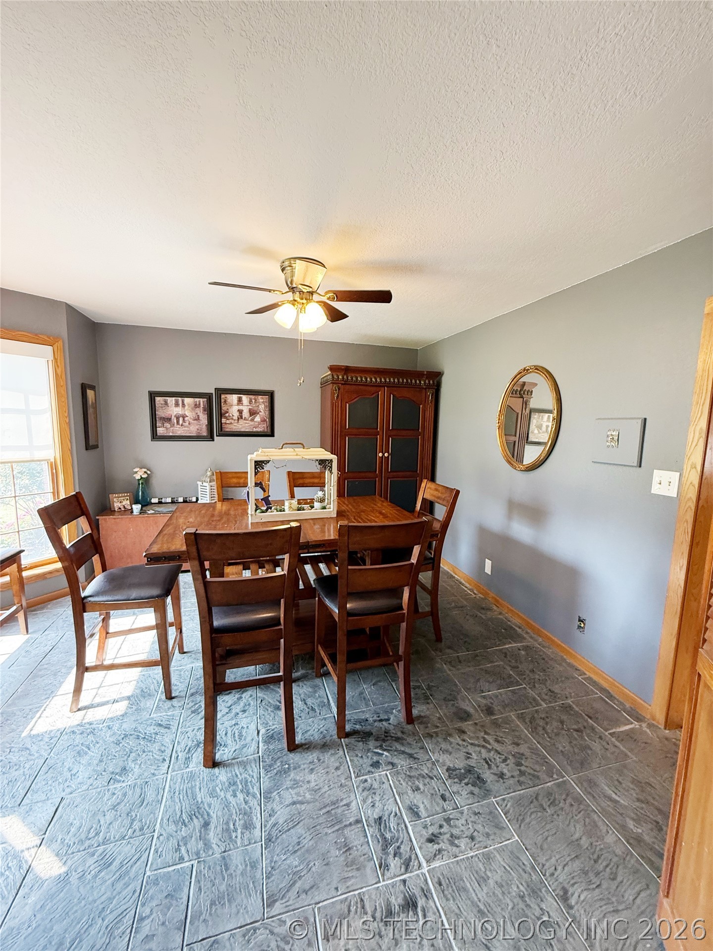 1103 Oakwood Circle Henryetta OK 74437