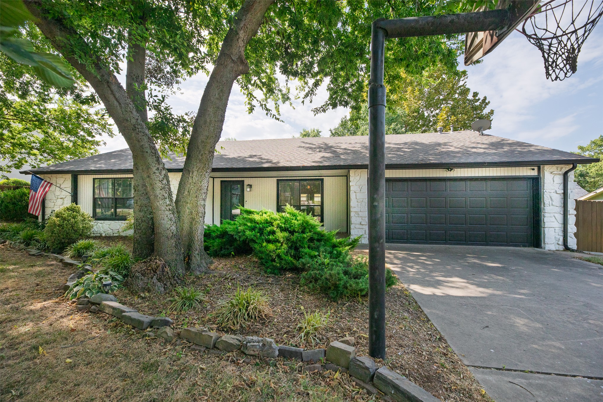 2526 W 68th Street Tulsa OK 74132