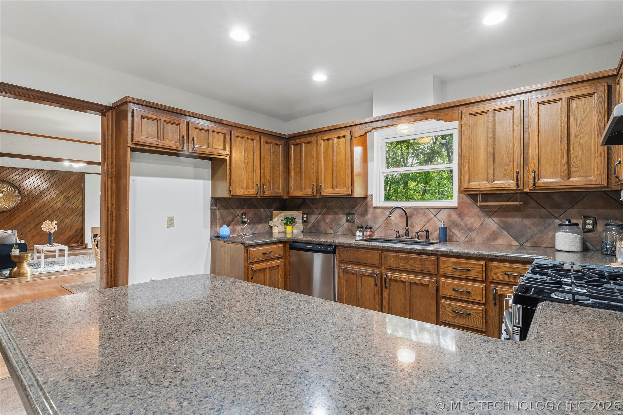 8324 Harp Boulevard Broken Arrow OK 74014