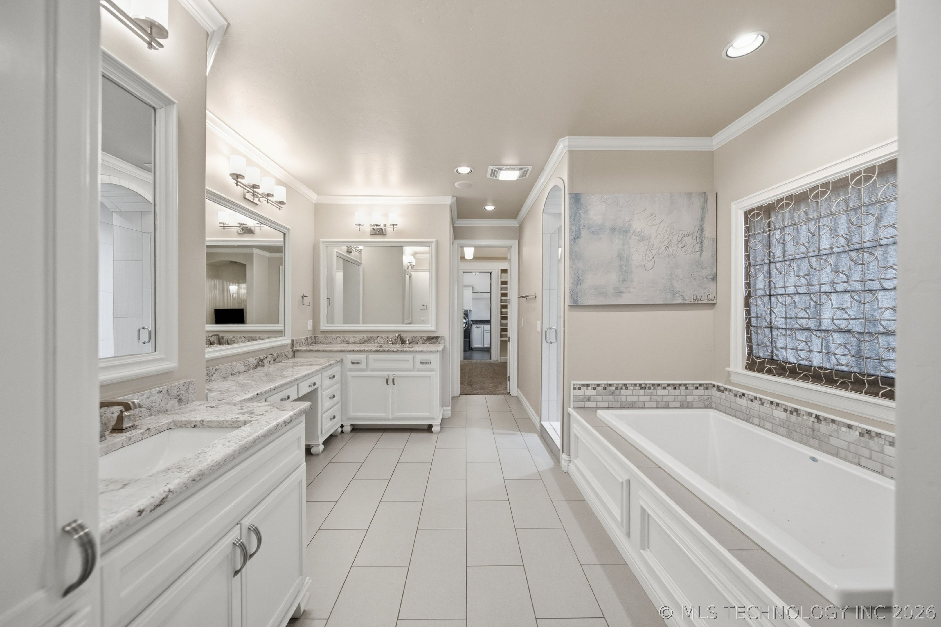 8007 S Galveston Court Tulsa OK 74132